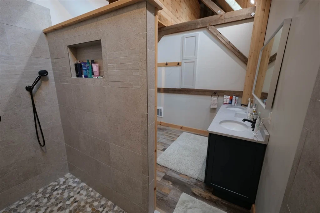 1 bed, 2 bath apartment for rent at 23 Winter St Unit B, Norwell — photo 28 of 42