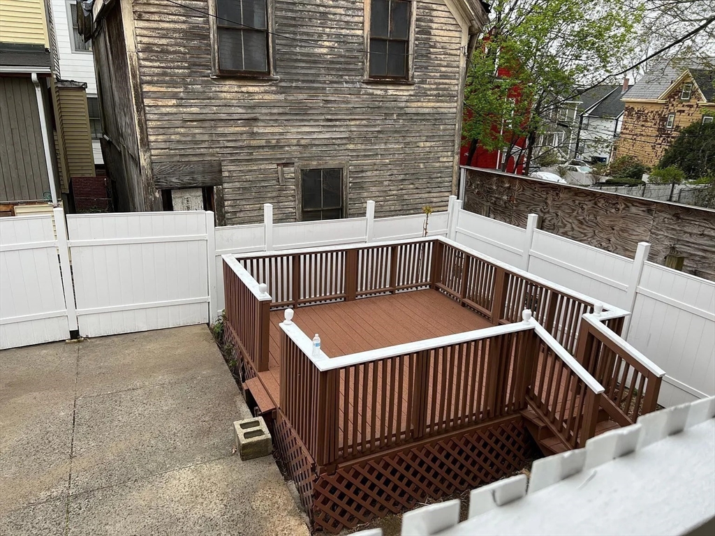 5 bed, 2 bath apartment for rent at 23 Woodville St, Roxbury — photo 24 of 27