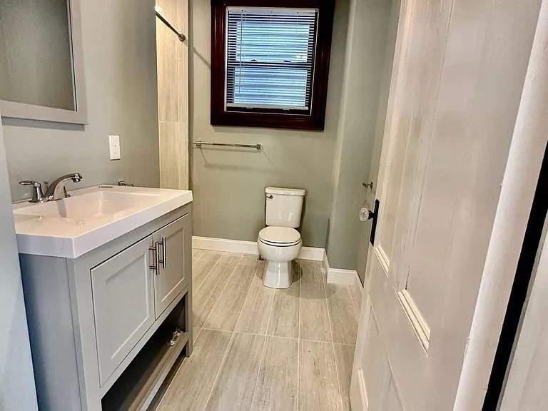 5 bed, 2 bath apartment for rent at 23 Woodville St, Roxbury — photo 18 of 27