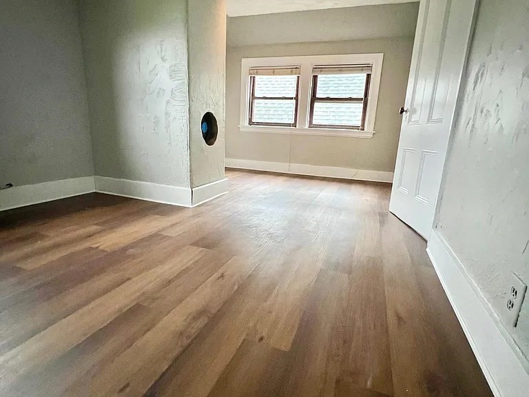 5 bed, 2 bath apartment for rent at 23 Woodville St, Roxbury — photo 23 of 27