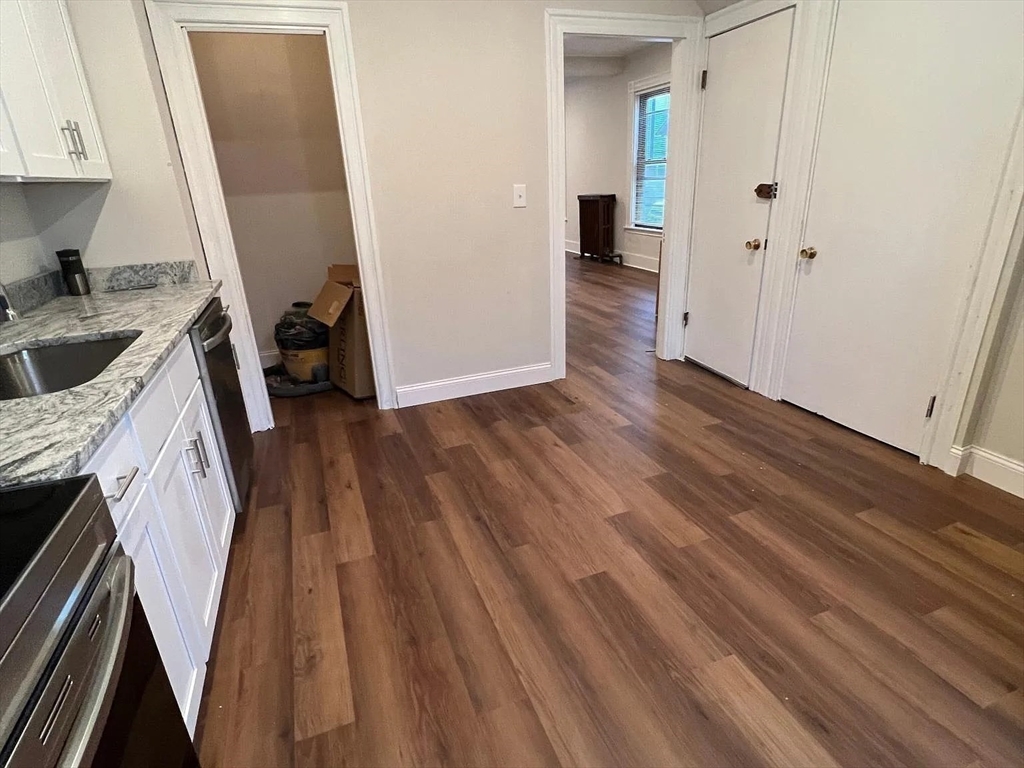 5 bed, 2 bath apartment for rent at 23 Woodville St, Roxbury — photo 5 of 27