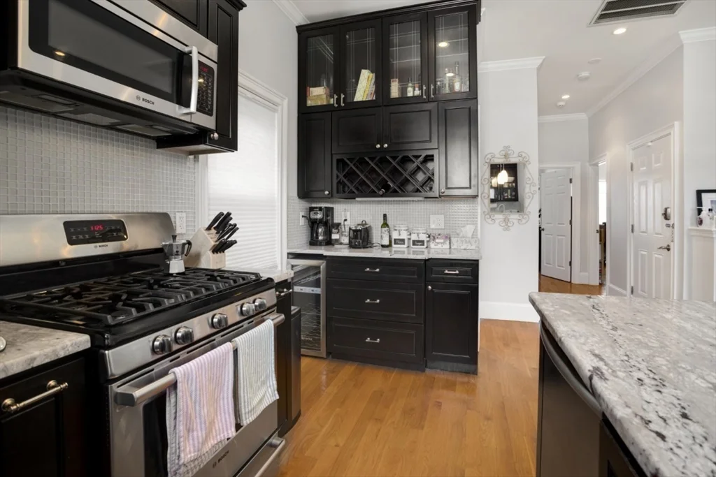2 bed, 1 bath apartment for rent at 23 Woodward St Unit 3, South Boston — photo 8 of 21