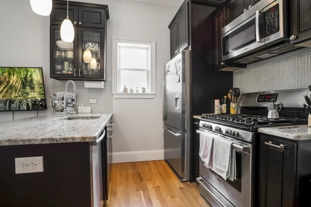 2 bed, 1 bath apartment for rent at 23 Woodward St Unit 3, South Boston — photo 9 of 21
