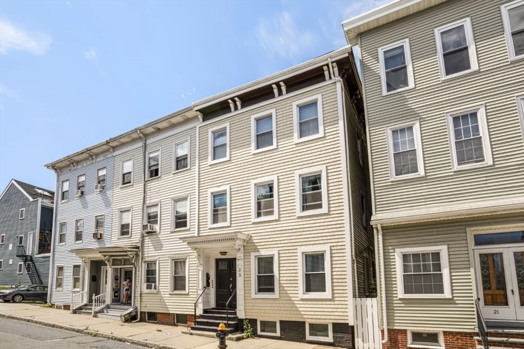 2 bed, 1 bath apartment for rent at 23 Woodward St Unit 3, South Boston — photo 20 of 21