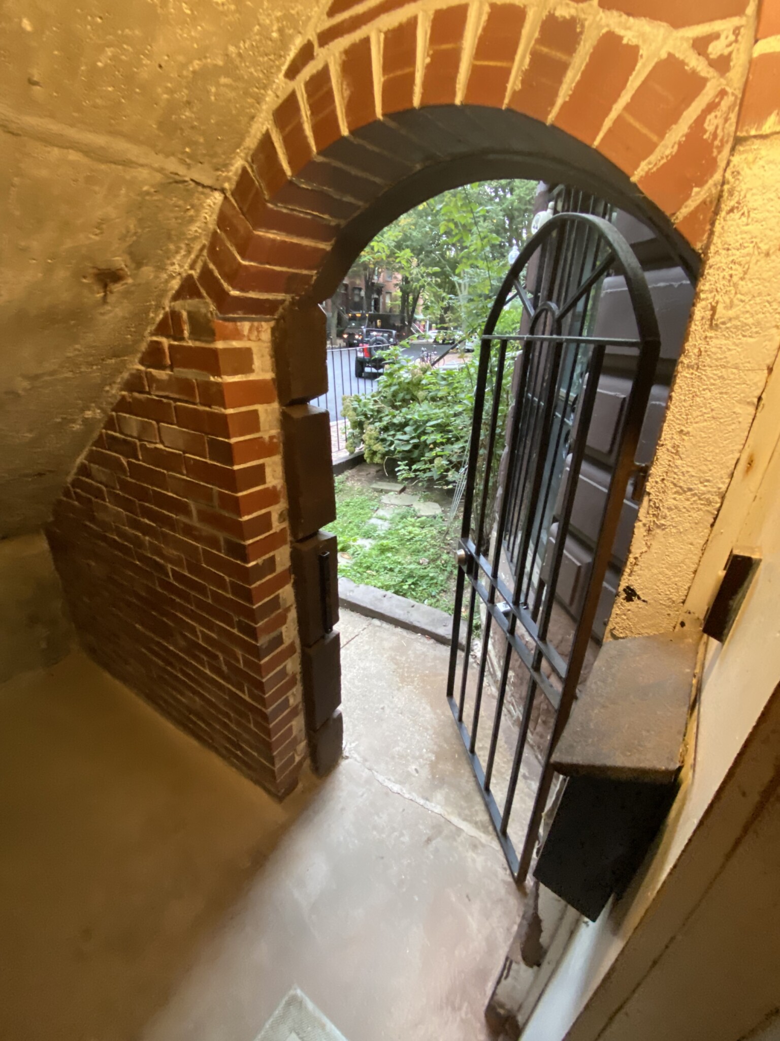 2 bed, 1 bath apartment for rent at 23 Worcester Sq Unit 1, South End