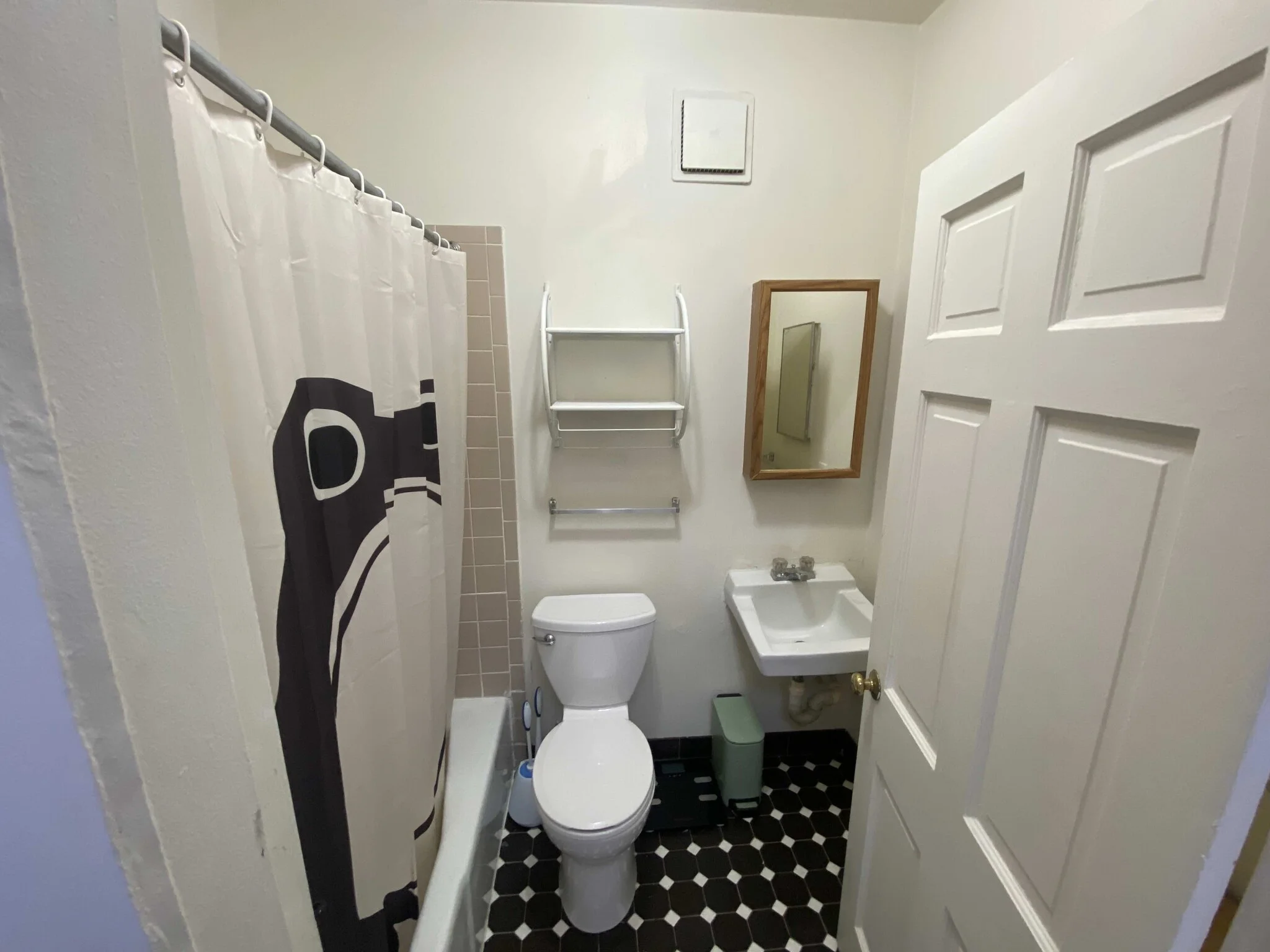 2 bed, 1 bath apartment for rent at 23 Worcester St Unit 5, South End — photo 11 of 11
