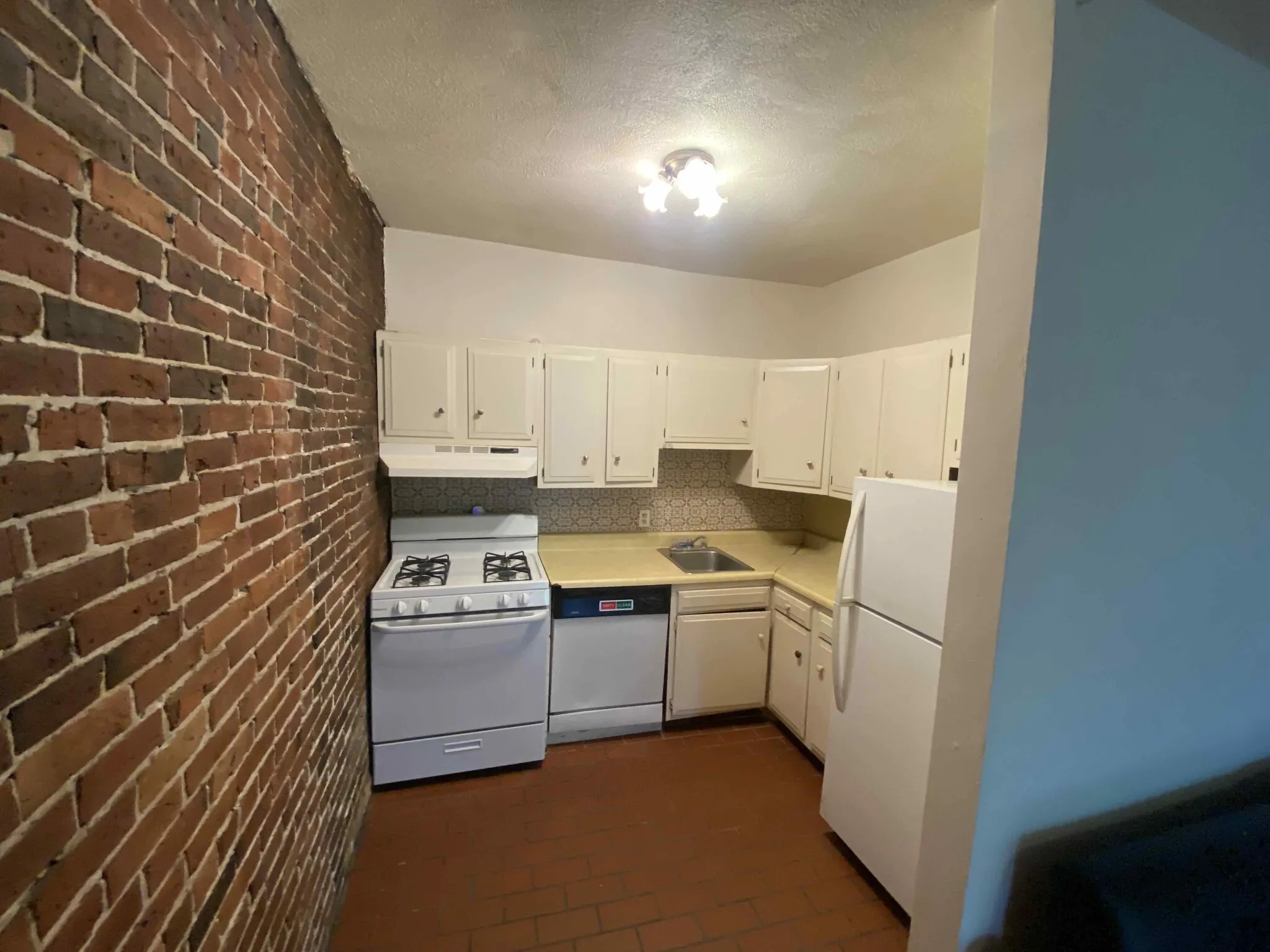 2 bed, 1 bath apartment for rent at 23 Worcester St Unit 5, South End — photo 8 of 11