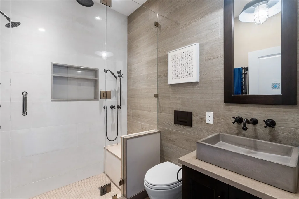 2 bed, 2 bath apartment for rent at 23 Worcester St Unit 9, South End — photo 3 of 8