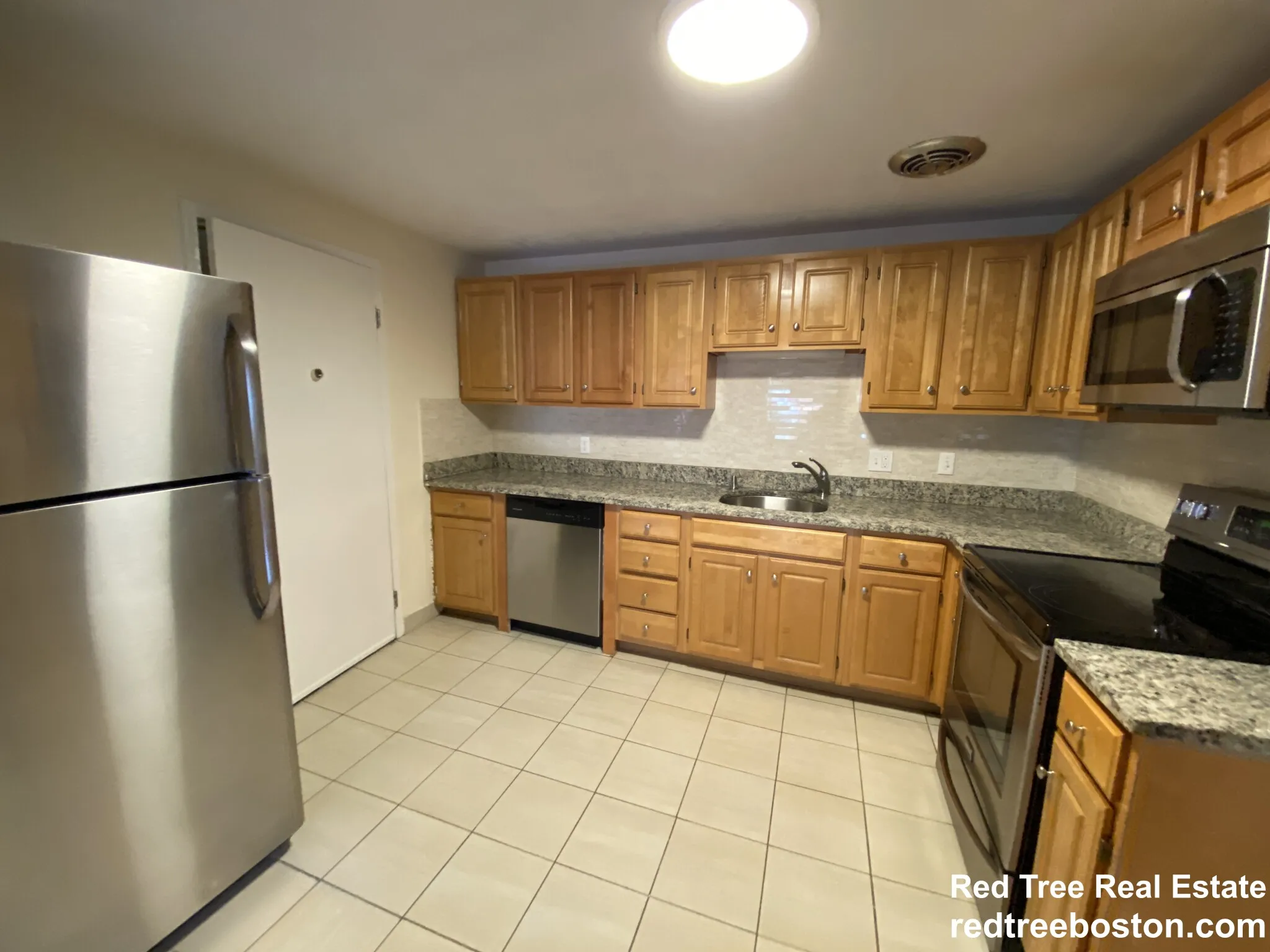 2 bed, 1 bath apartment for rent at 230 Babcock St Unit 3H, North Brookline — photo 1 of 13