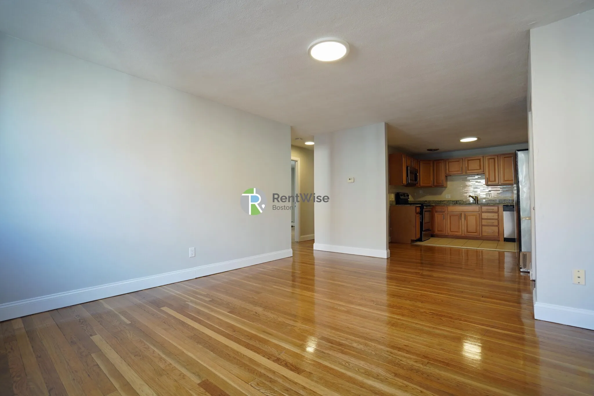2 bed, 1 bath apartment for rent at 230 Babcock St Unit 4G, North Brookline — photo 3 of 17