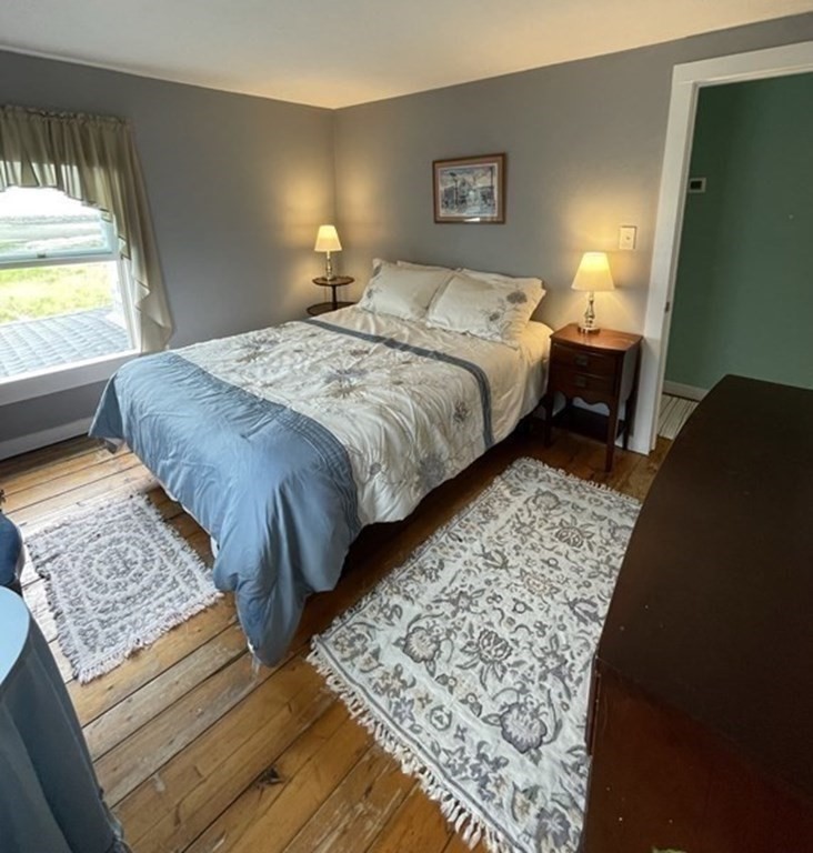 4 bed, 2 bath apartment for rent at 230 Bay Ave Unit 230, Green Harbor — photo 11 of 24