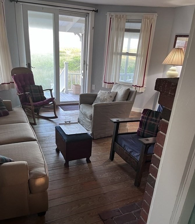 4 bed, 2 bath apartment for rent at 230 Bay Ave Unit 230, Green Harbor — photo 14 of 24