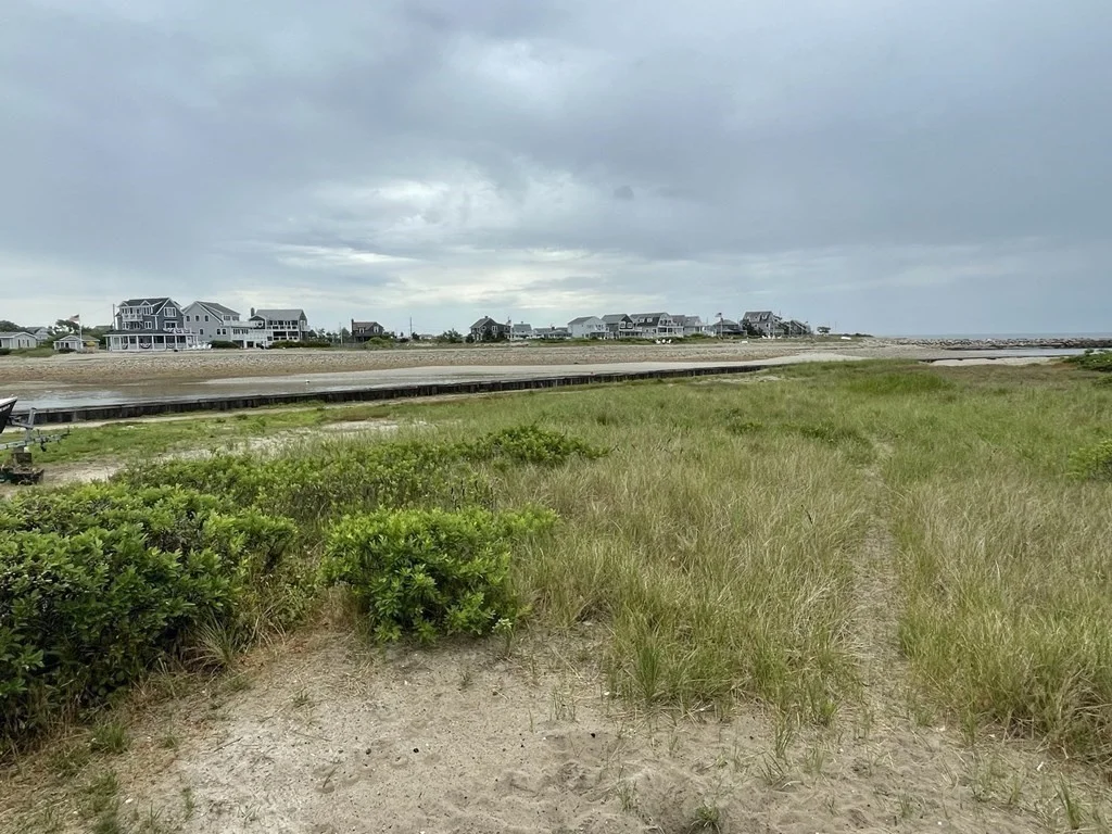 4 bed, 2 bath apartment for rent at 230 Bay Ave(winter Rental) Unit 230, Green Harbor — photo 3 of 24