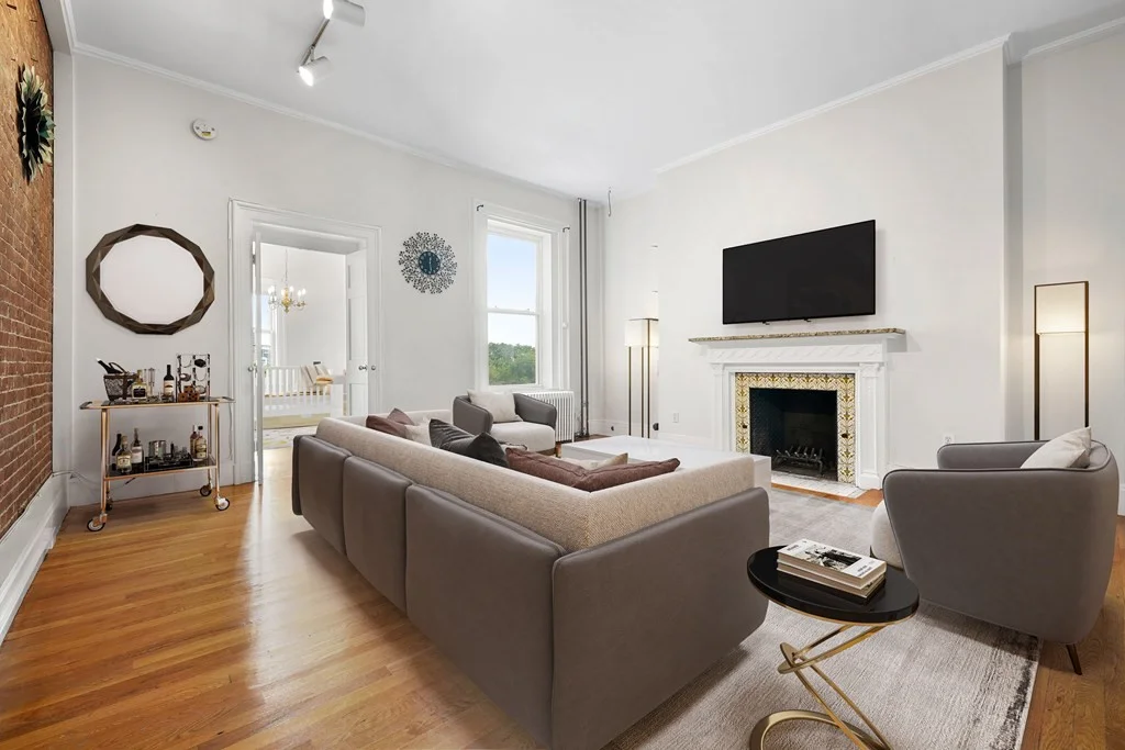 2 bed, 1 bath apartment for rent at 230 Beacon St Unit B7, Back Bay — photo 1 of 20