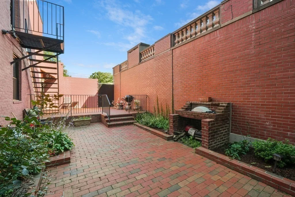 2 bed, 1 bath apartment for rent at 230 Beacon St Unit B7, Back Bay — photo 17 of 20