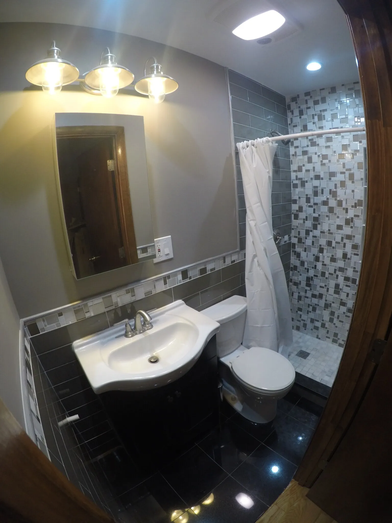 3 bed, 2 bath apartment for rent at 230 Brookline St Unit 3, Cambridgeport — photo 8 of 10