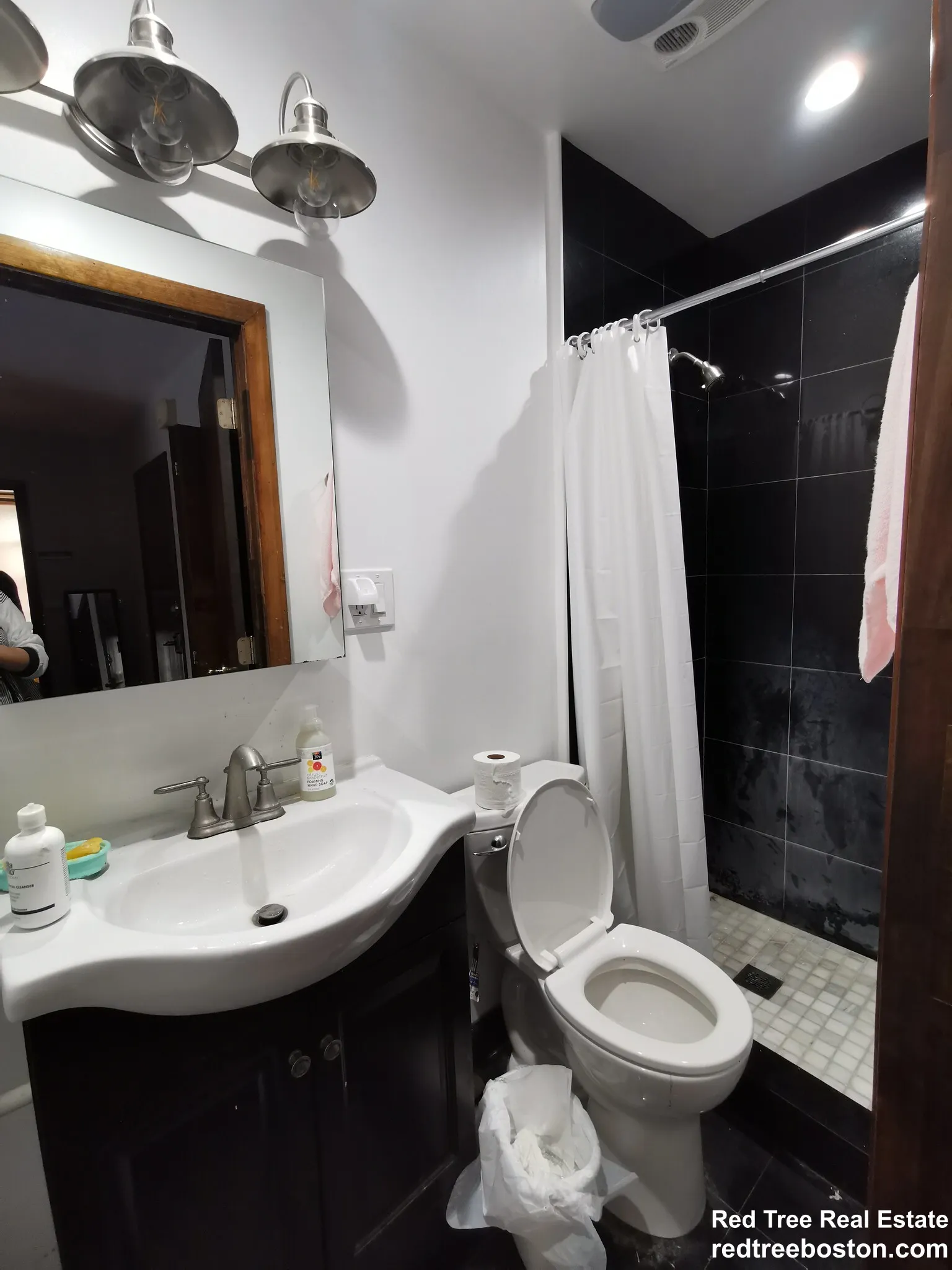 3 bed, 2 bath apartment for rent at 230 Brookline St Unit 3, Cambridgeport — photo 5 of 12