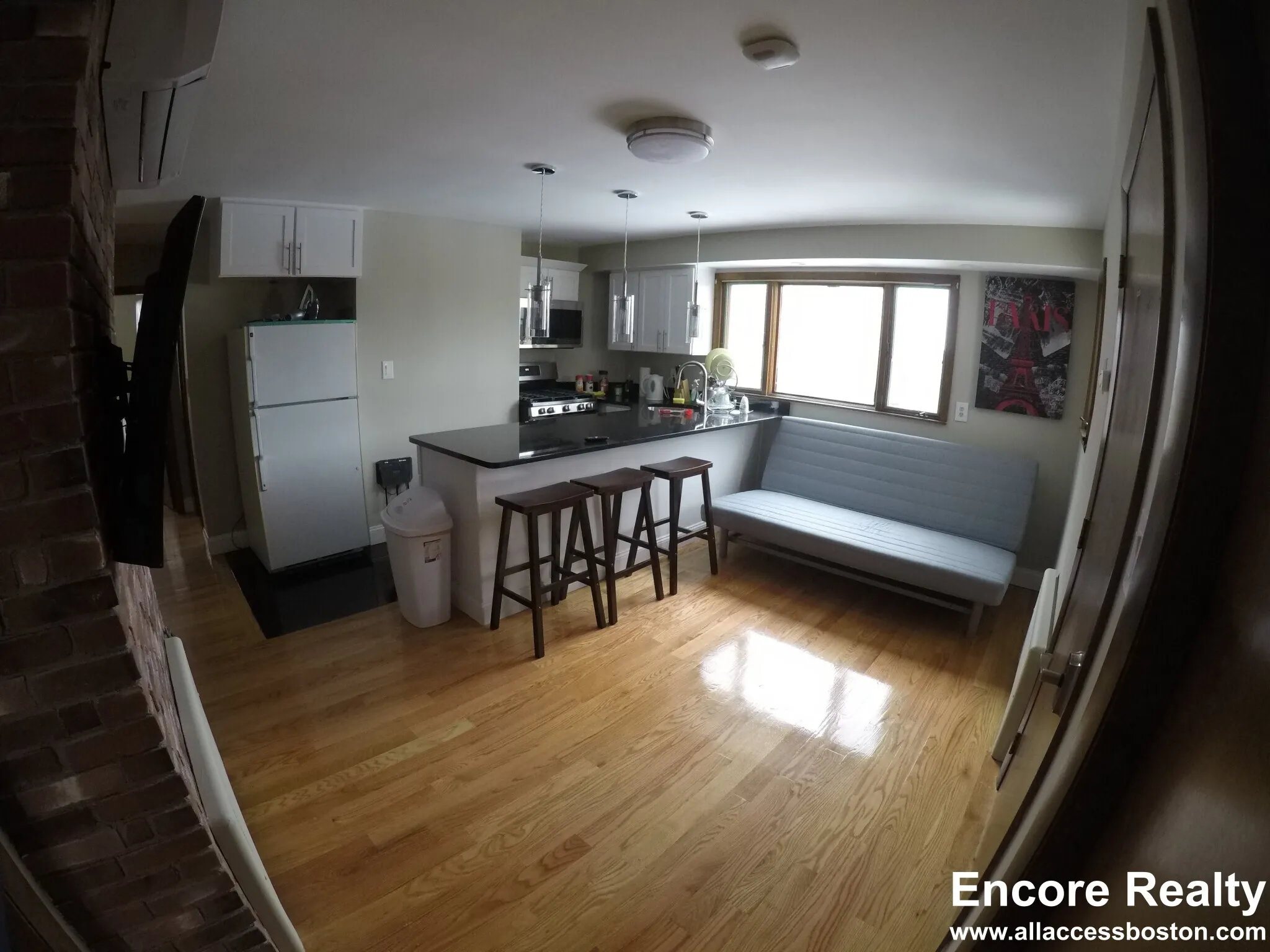 3 bed, 2 bath apartment for rent at 230 Brookline St Unit 3, Cambridgeport — photo 1 of 10
