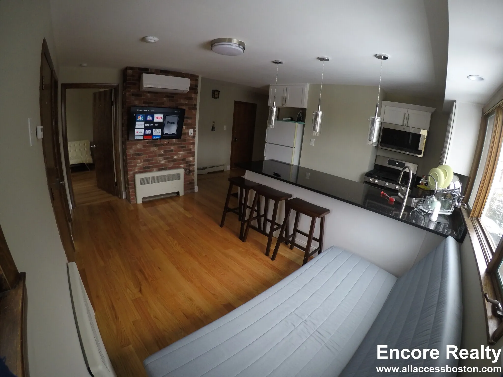 3 bed, 2 bath apartment for rent at 230 Brookline St Unit 3, Cambridgeport — photo 5 of 10