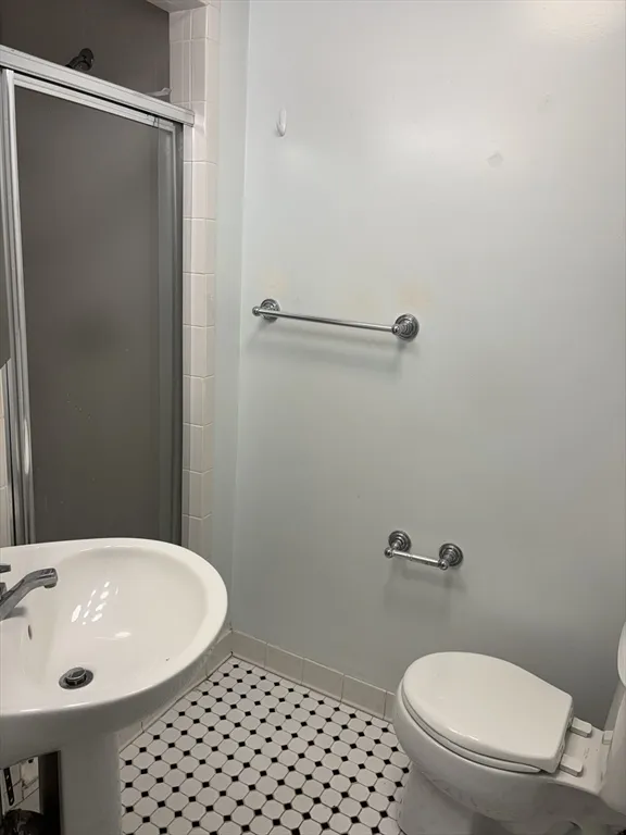 3 bed, 2 bath apartment for rent at 230 Commonwealth Ave Unit 5, Back Bay — photo 14 of 14