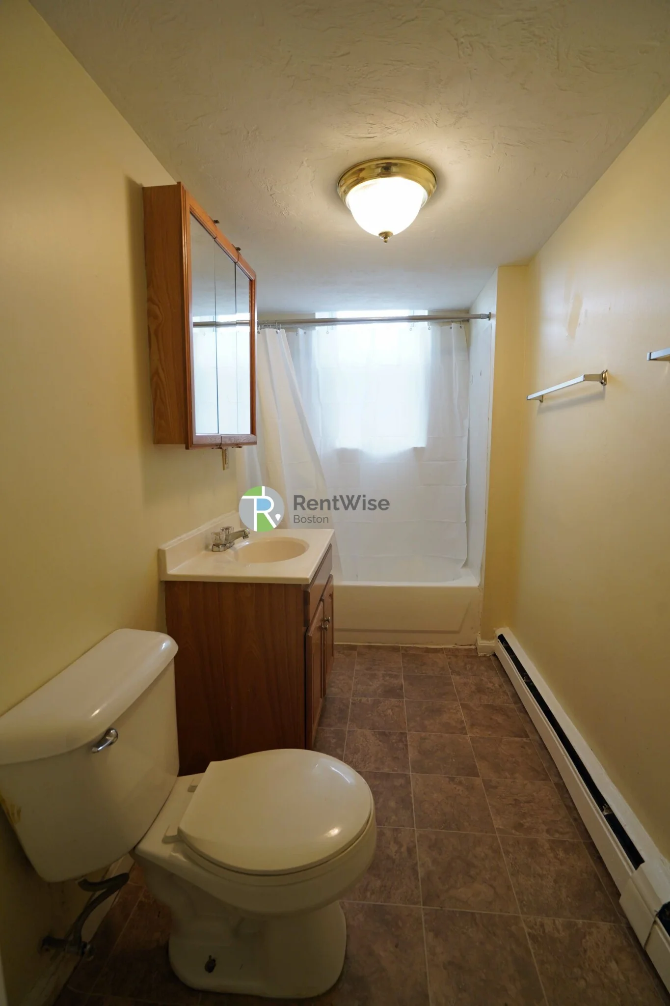 4 bed, 2 bath apartment for rent at 230 Fuller St Unit A, North Brookline — photo 17 of 23