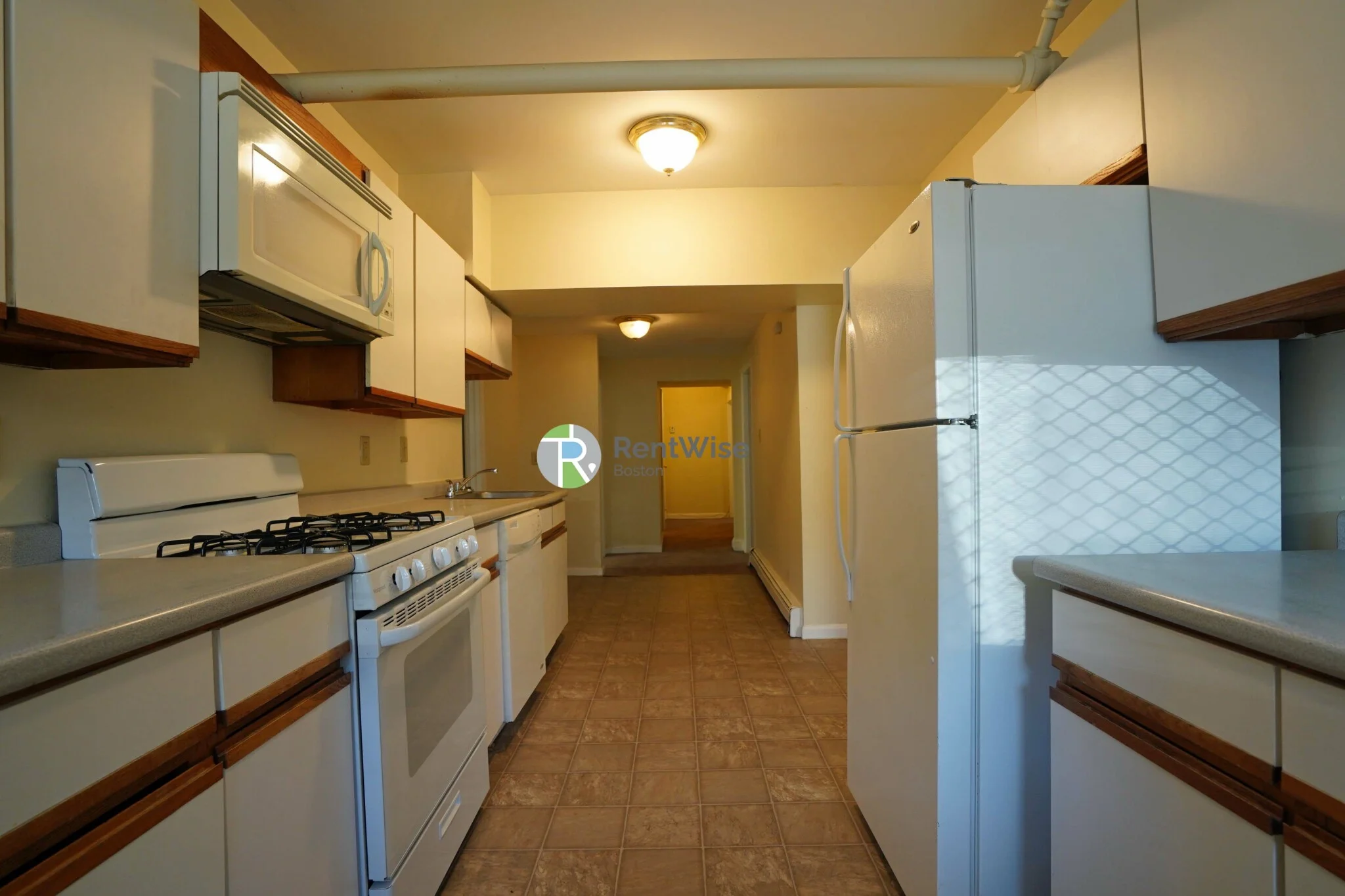 4 bed, 2 bath apartment for rent at 230 Fuller St Unit A, North Brookline — photo 6 of 23