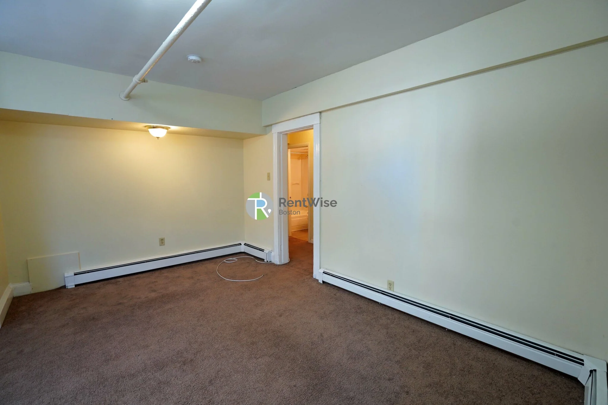 4 bed, 2 bath apartment for rent at 230 Fuller St Unit A, North Brookline — photo 3 of 23