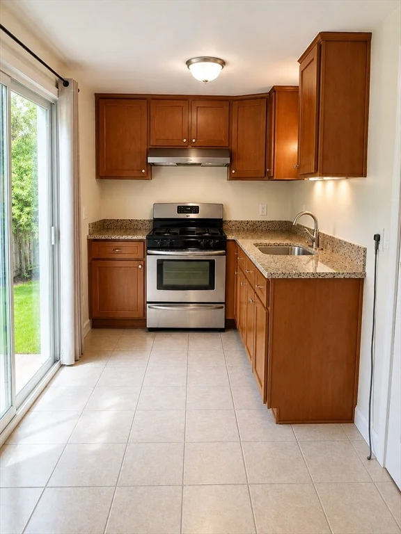 1 bed, 1 bath apartment for rent at 230 Granite St Unit 2, Quincy — photo 2 of 6