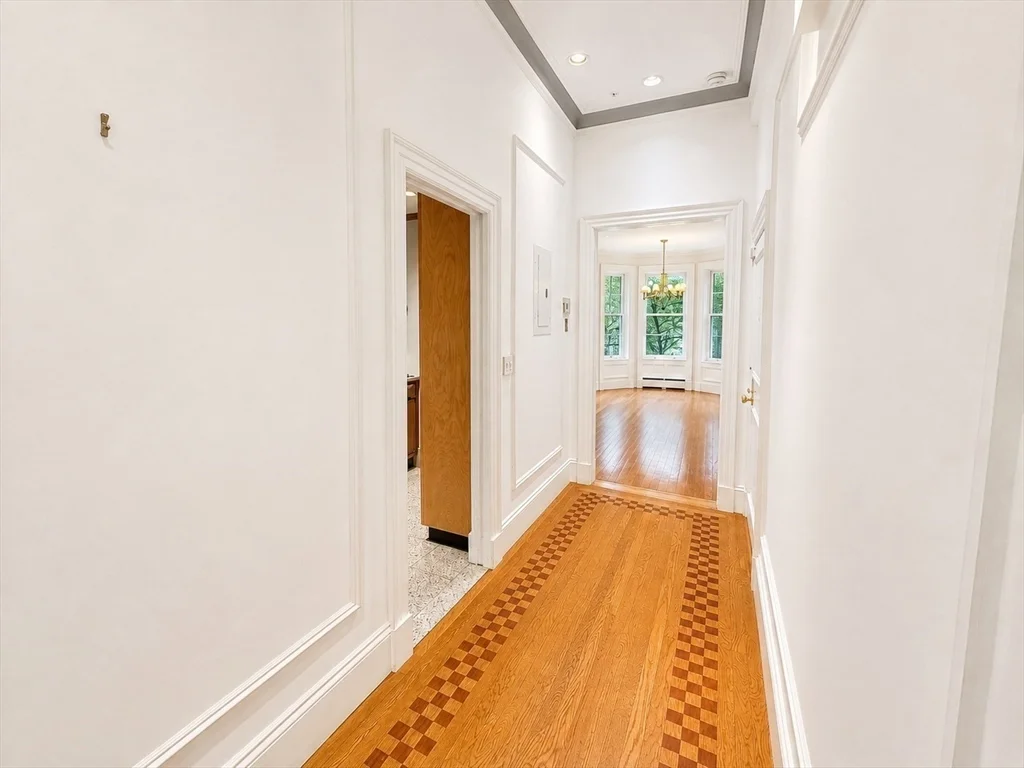 2 bed, 2 bath apartment for rent at 230 Marlborough St Unit 2, Back Bay — photo 18 of 21