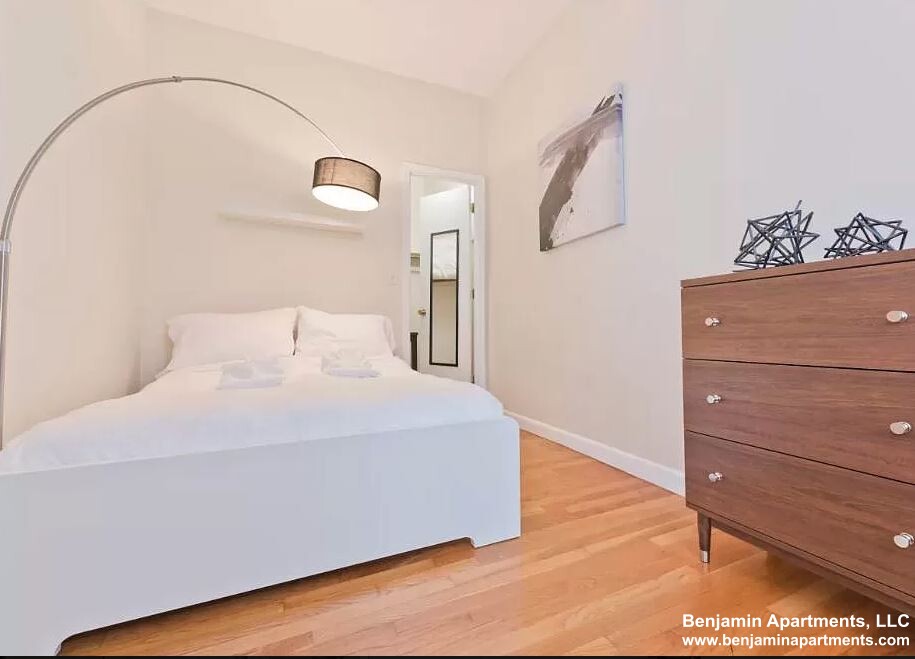 1 bed, 1 bath apartment for rent at 230 Newbury St Unit 32, Back Bay — photo 5 of 5