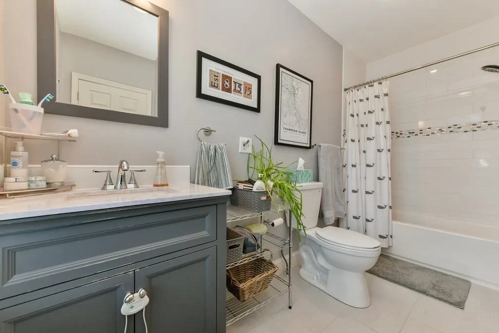 2 bed, 2 bath apartment for rent at 230 Saratoga St Unit 3, East Boston — photo 12 of 13