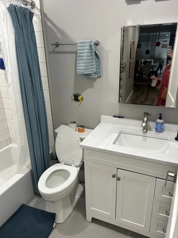 4 bed, 2 bath apartment for rent at 230 Silver St Unit 1, South Boston — photo 10 of 15