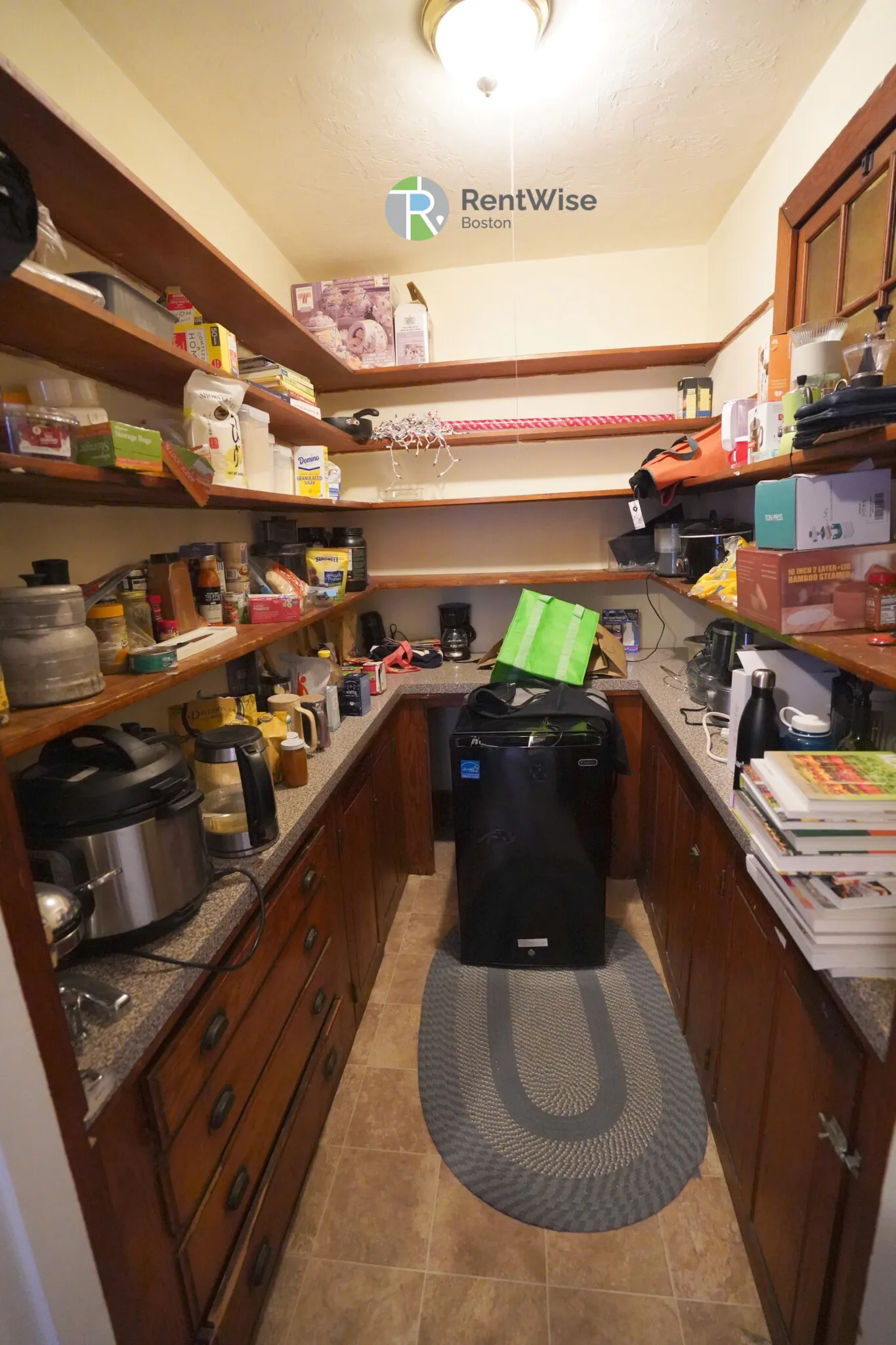 3 bed, 1 bath apartment for rent at 230 South St Unit 3, Jamaica Plain — photo 7 of 16