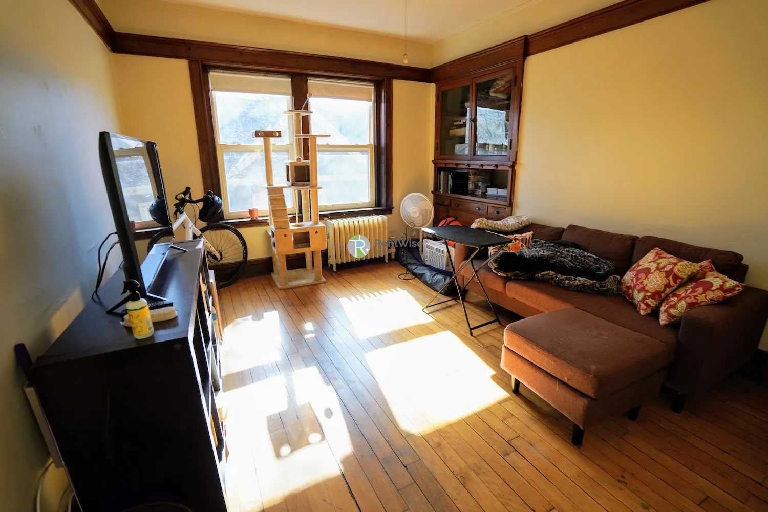 3 bed, 1 bath apartment for rent at 230 South St Unit 6, Jamaica Plain