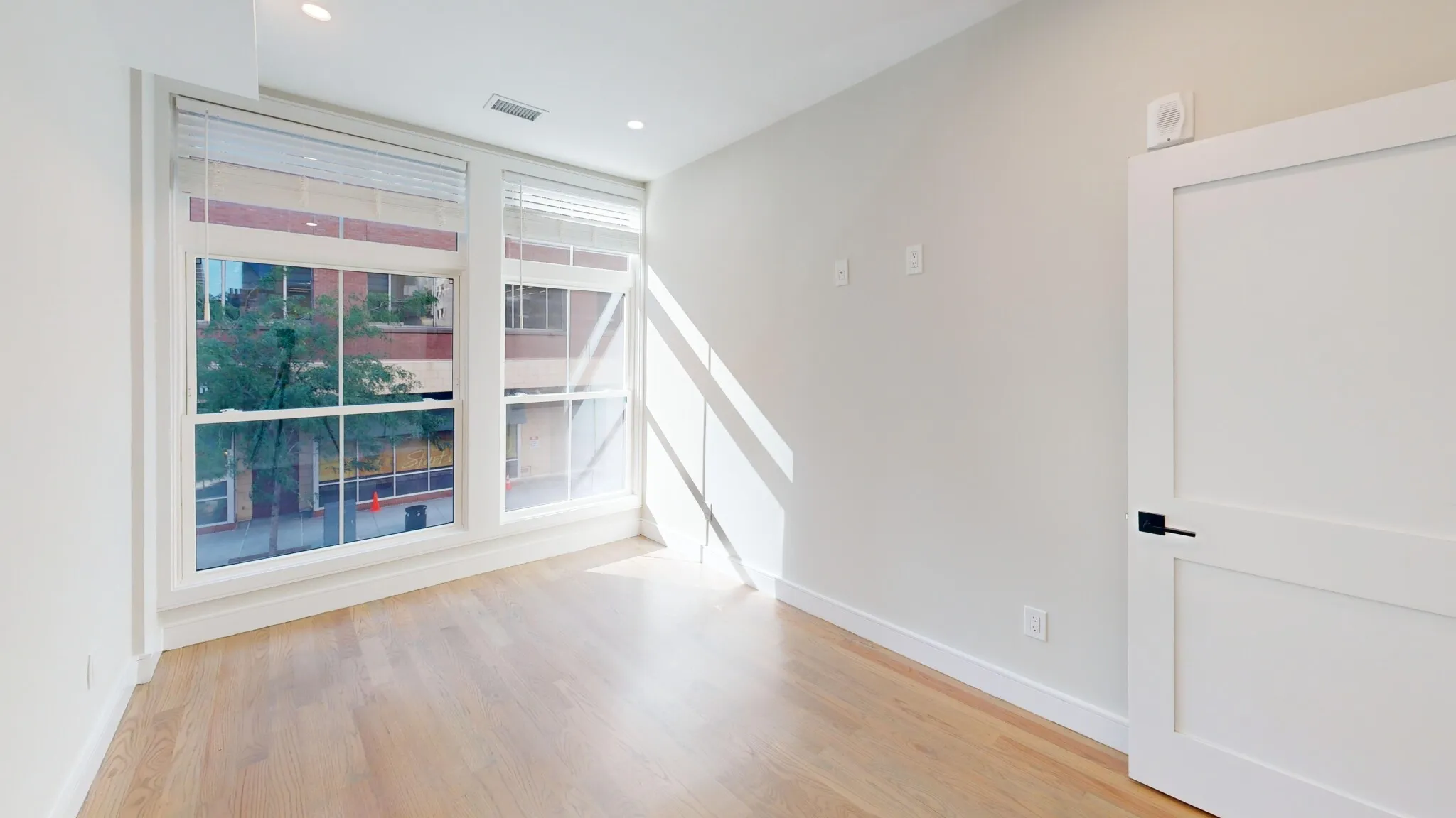3 bed, 1.5 bath apartment for rent at 230 Tremont St Unit 1, Boston Downtown — photo 3 of 15
