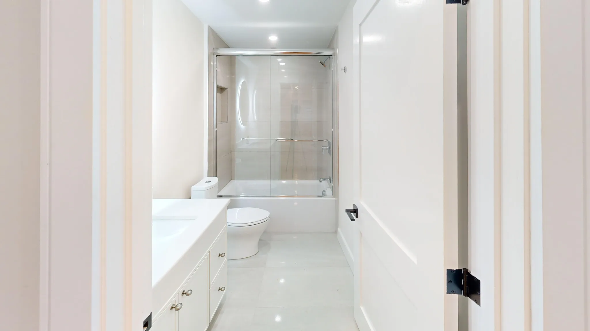 3 bed, 1.5 bath apartment for rent at 230 Tremont St Unit 1, Boston Downtown — photo 12 of 15