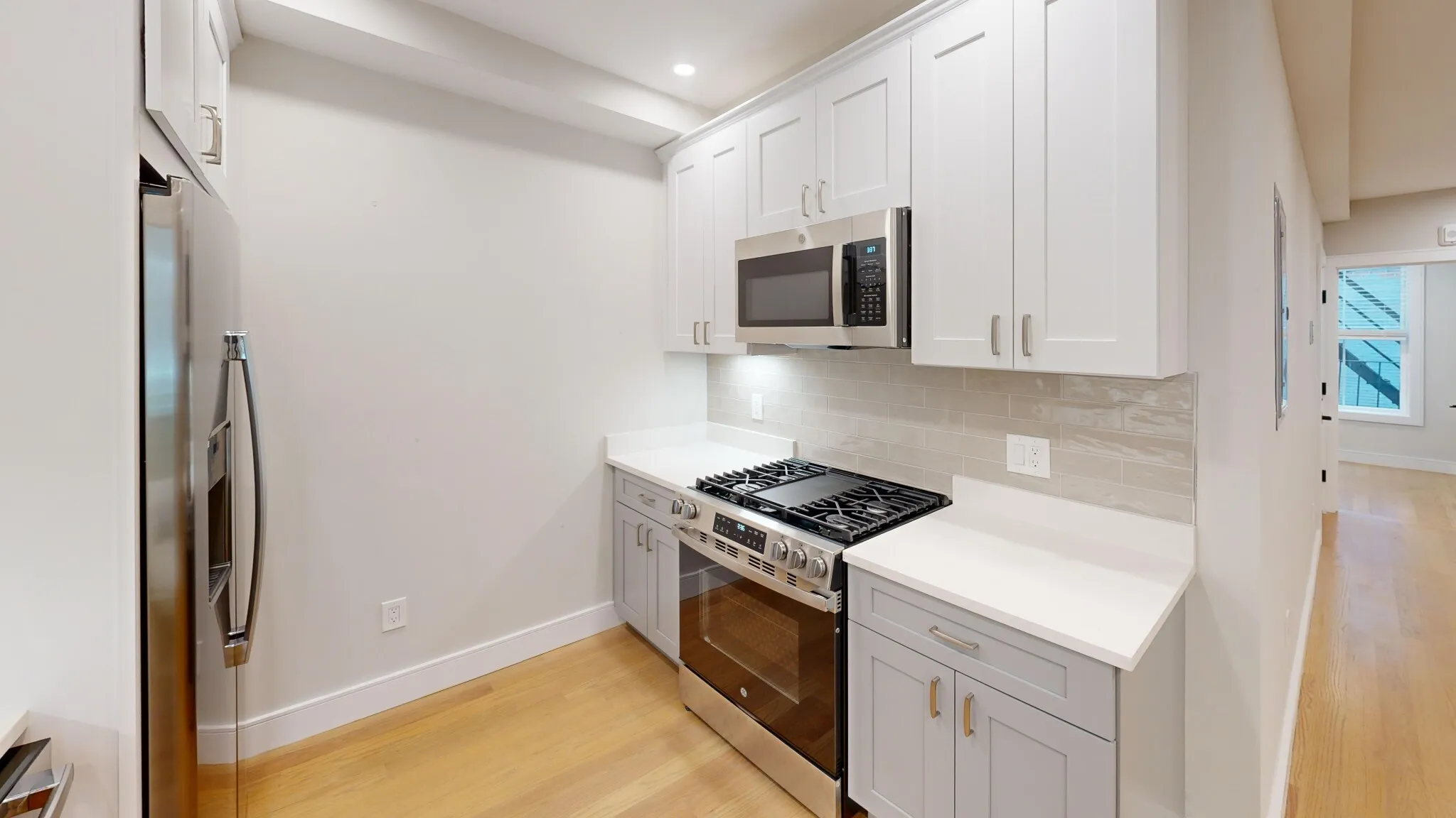 4 bed, 2 bath apartment for rent at 230 Tremont St Unit 2, Boston Downtown — photo 2 of 15