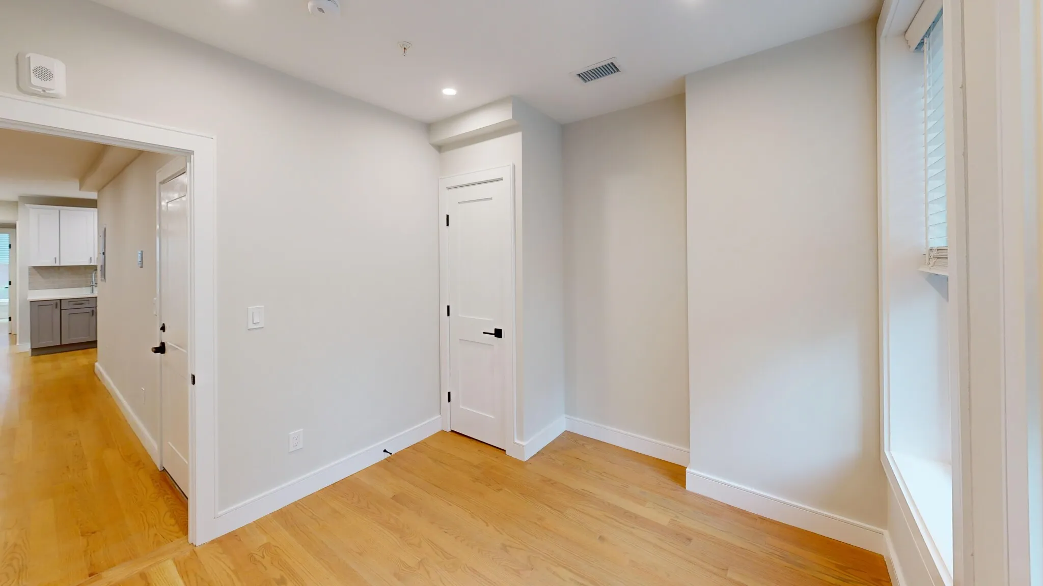 4 bed, 2 bath apartment for rent at 230 Tremont St Unit 2, Boston Downtown — photo 5 of 15