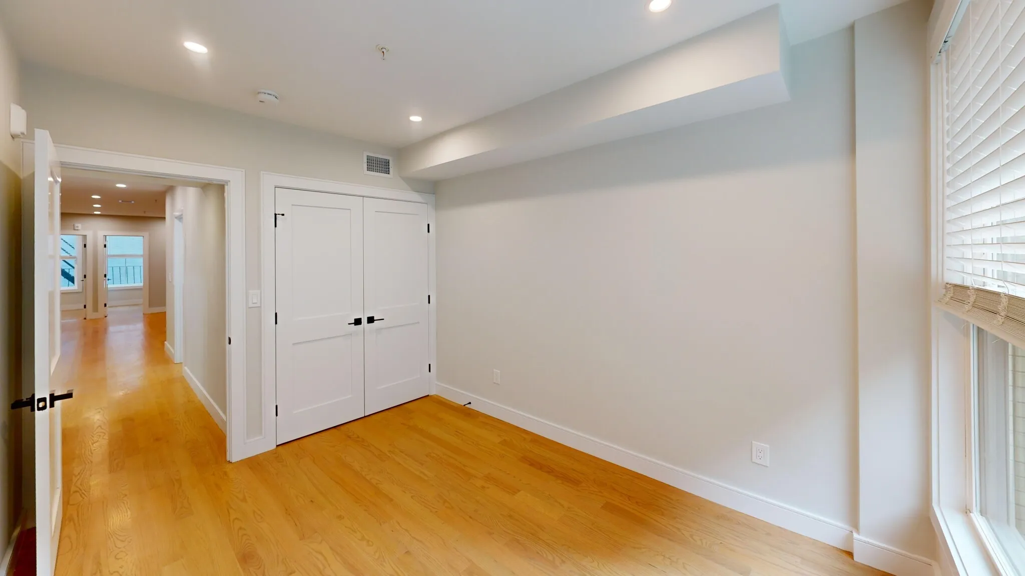 4 bed, 2 bath apartment for rent at 230 Tremont St Unit 2, Boston Downtown — photo 6 of 15