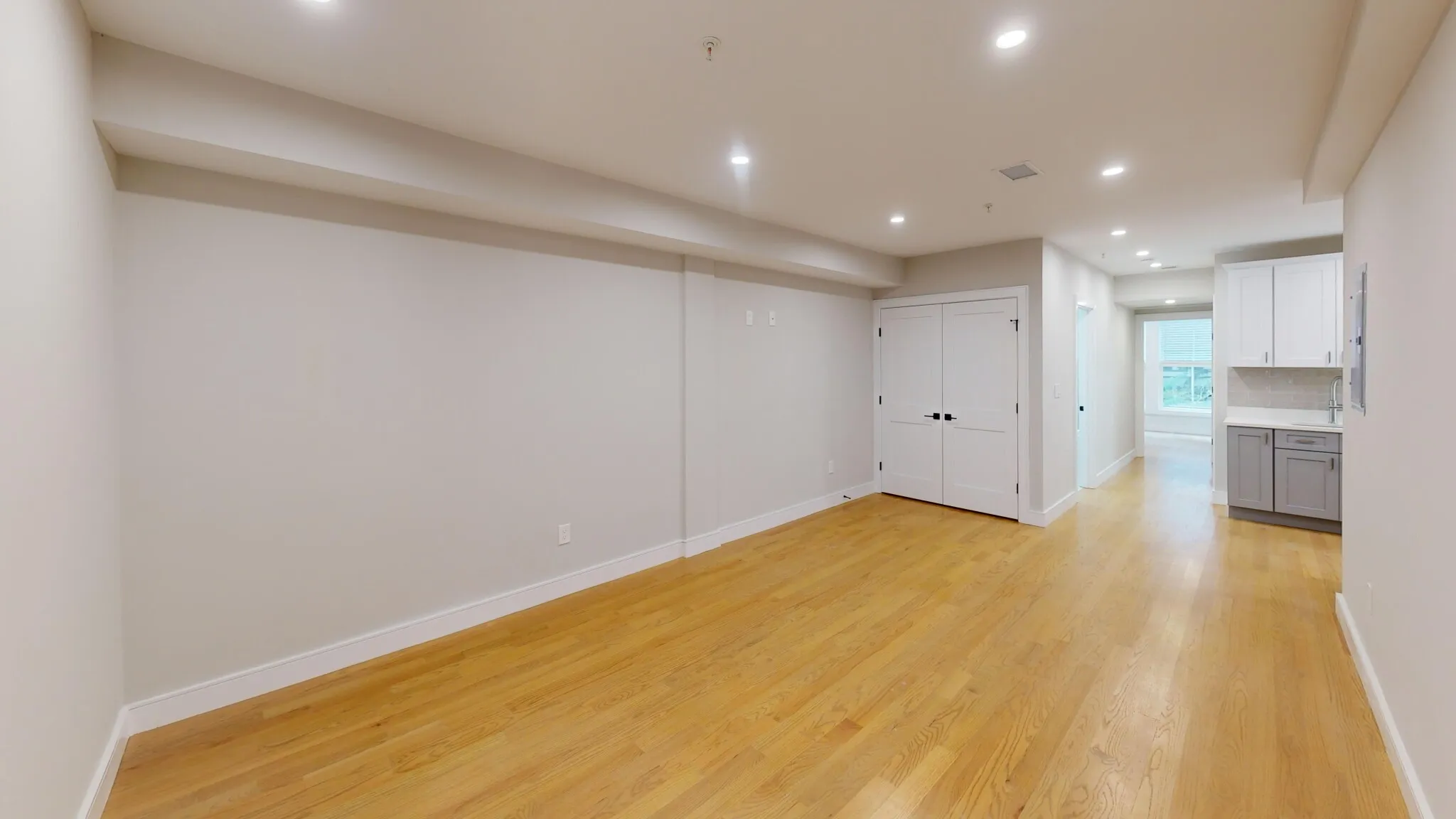 4 bed, 2 bath apartment for rent at 230 Tremont St Unit 2, Boston Downtown — photo 9 of 15