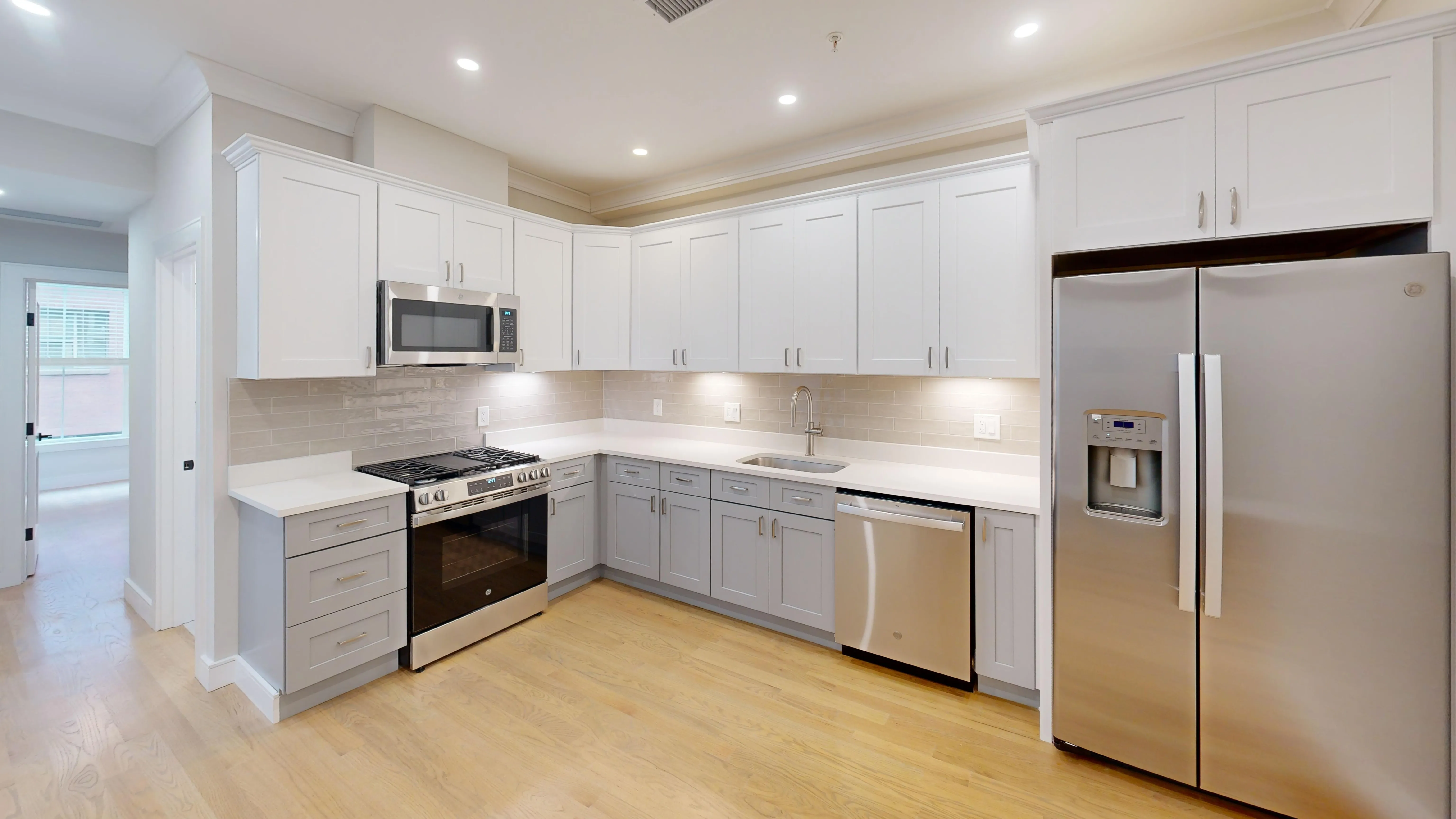 4 bed, 2 bath apartment for rent at 230 Tremont St Unit 3, Boston Downtown