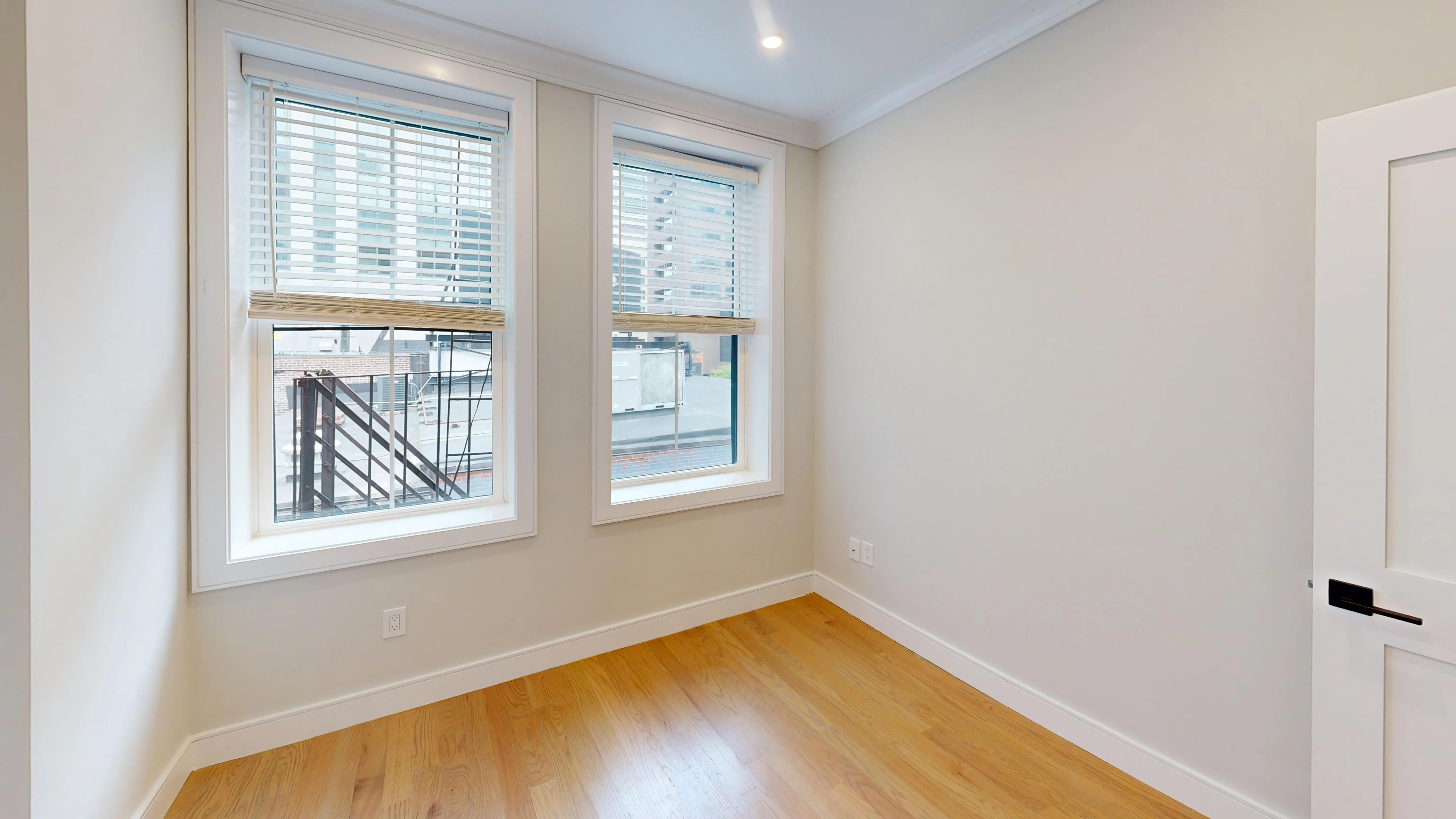 4 bed, 2 bath apartment for rent at 230 Tremont St Unit 3, Boston Downtown — photo 11 of 15