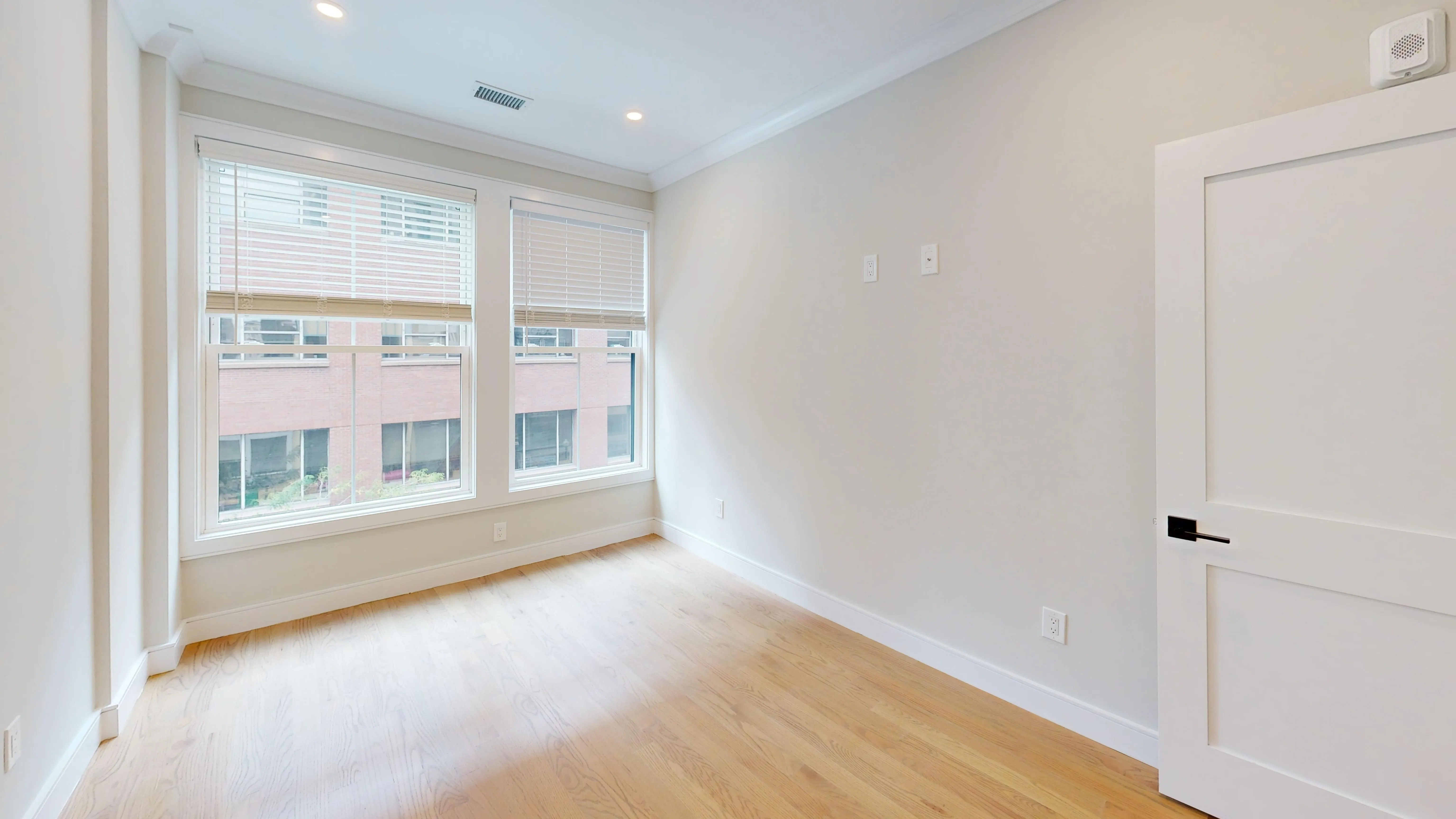 4 bed, 2 bath apartment for rent at 230 Tremont St Unit 3, Boston Downtown — photo 7 of 15