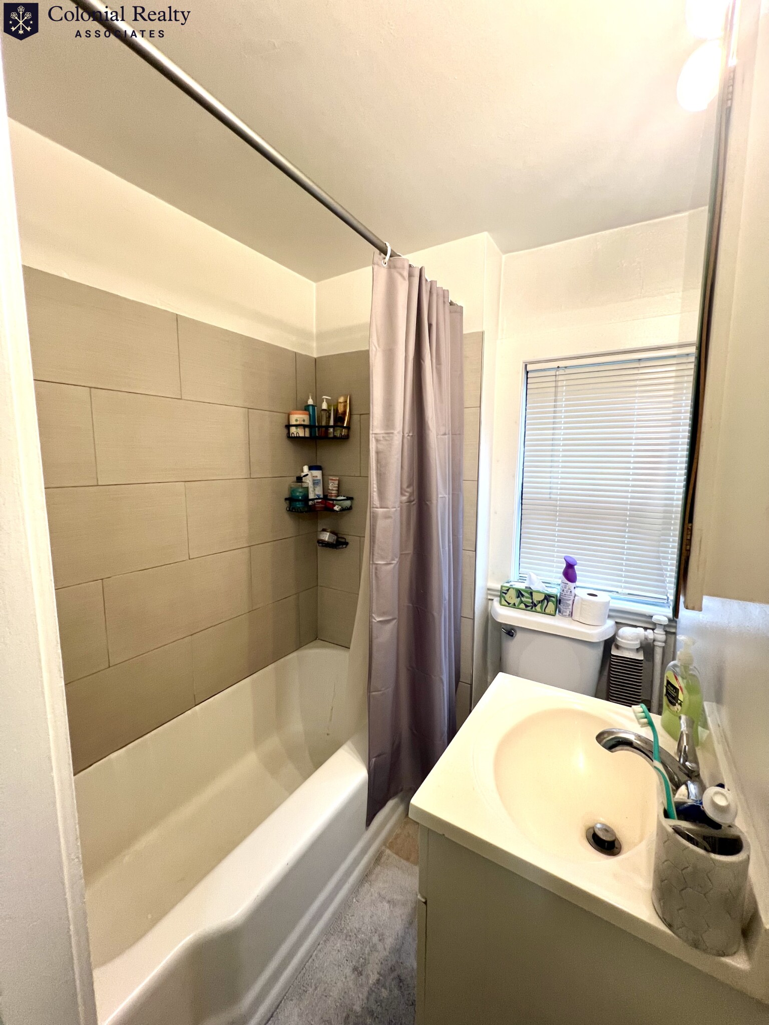 Studio bed, 1 bath apartment for rent at 230 Walnut St Unit 1A, Newtonville — photo 12 of 27