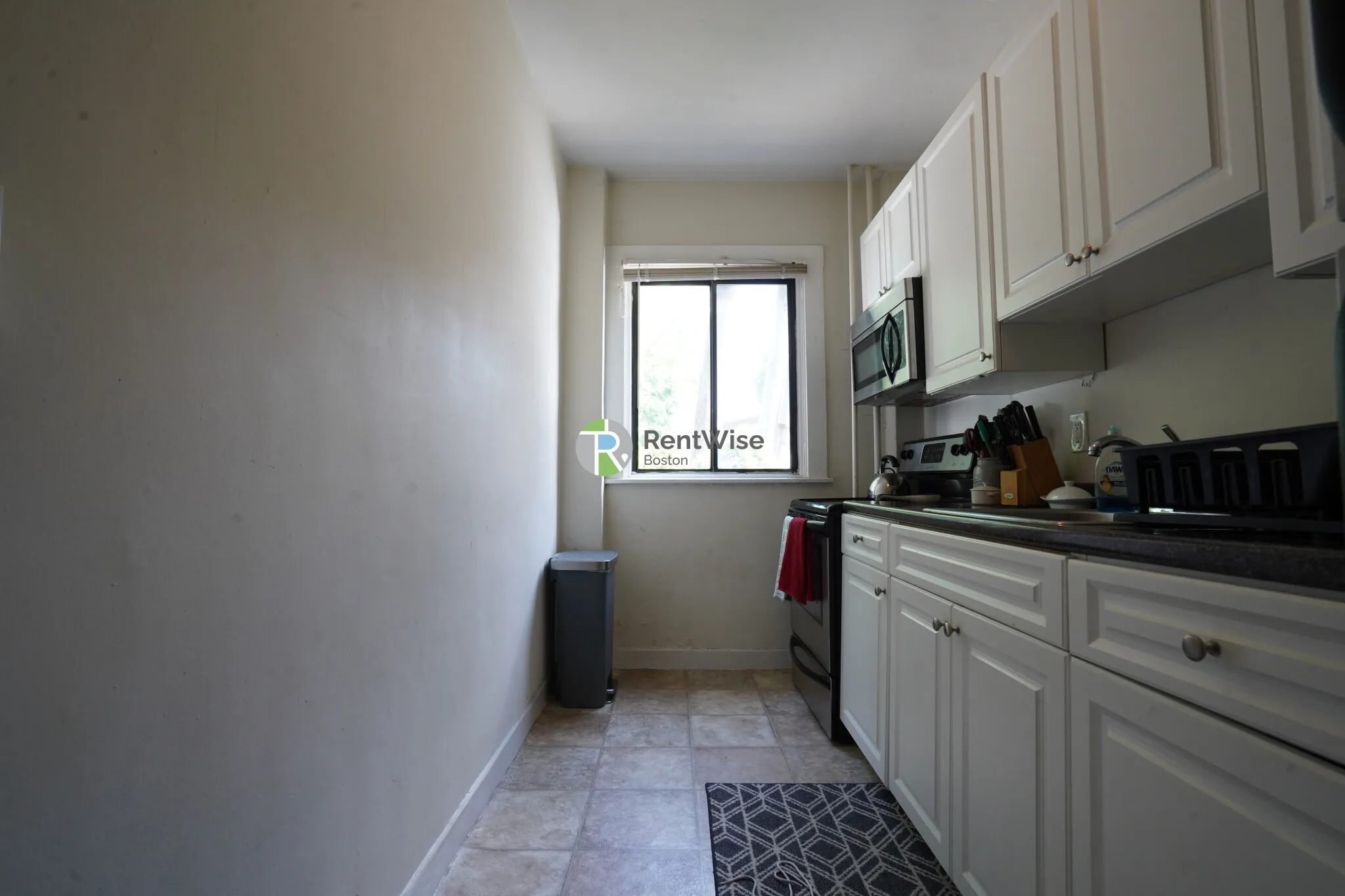 1 bed, 1 bath apartment for rent at 230 Walnut St Unit 21, Newtonville — photo 5 of 23