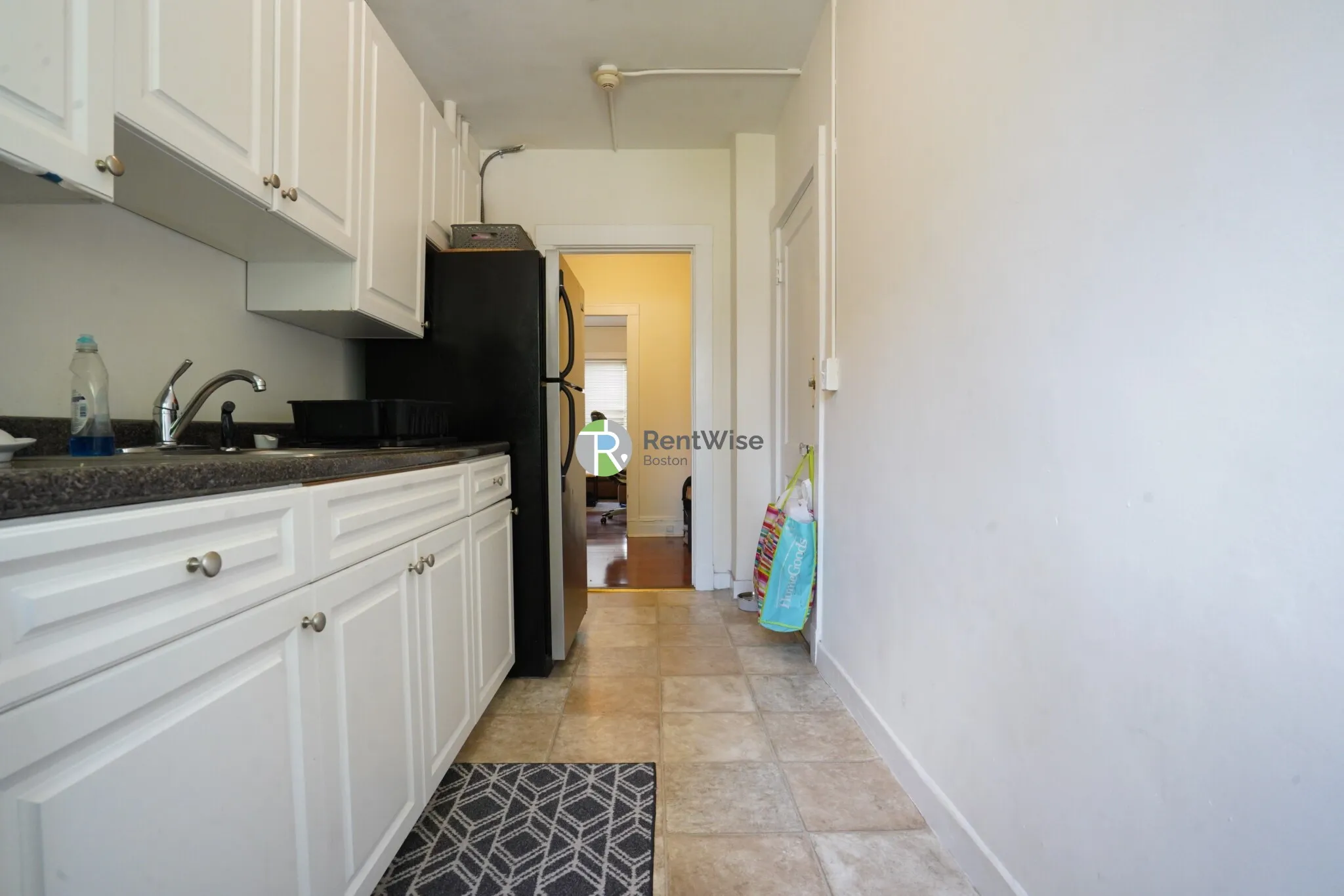 1 bed, 1 bath apartment for rent at 230 Walnut St Unit 21, Newtonville — photo 7 of 23