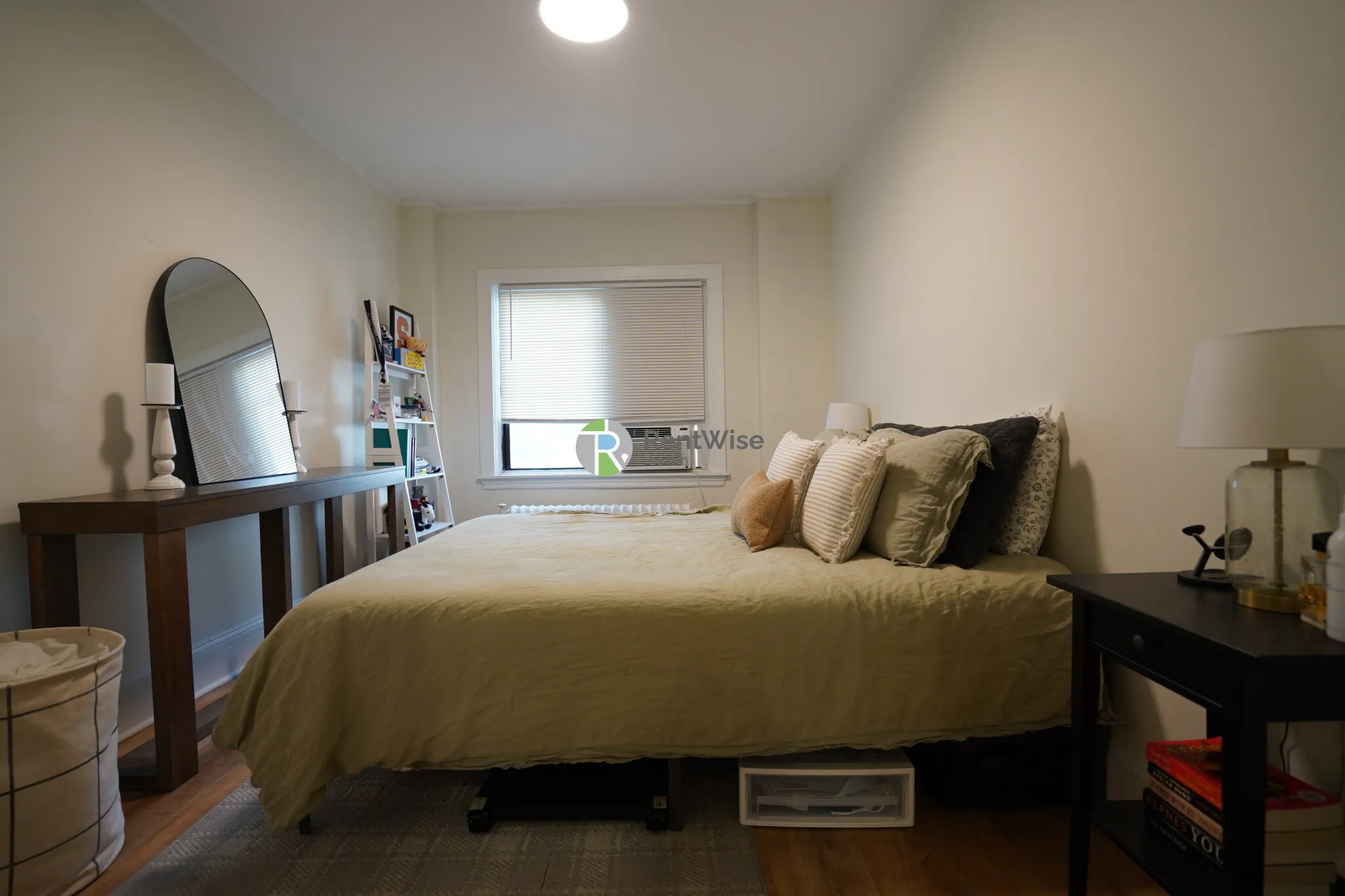 2 bed, 1 bath apartment for rent at 230 Walnut St Unit 24, Newtonville — photo 11 of 26
