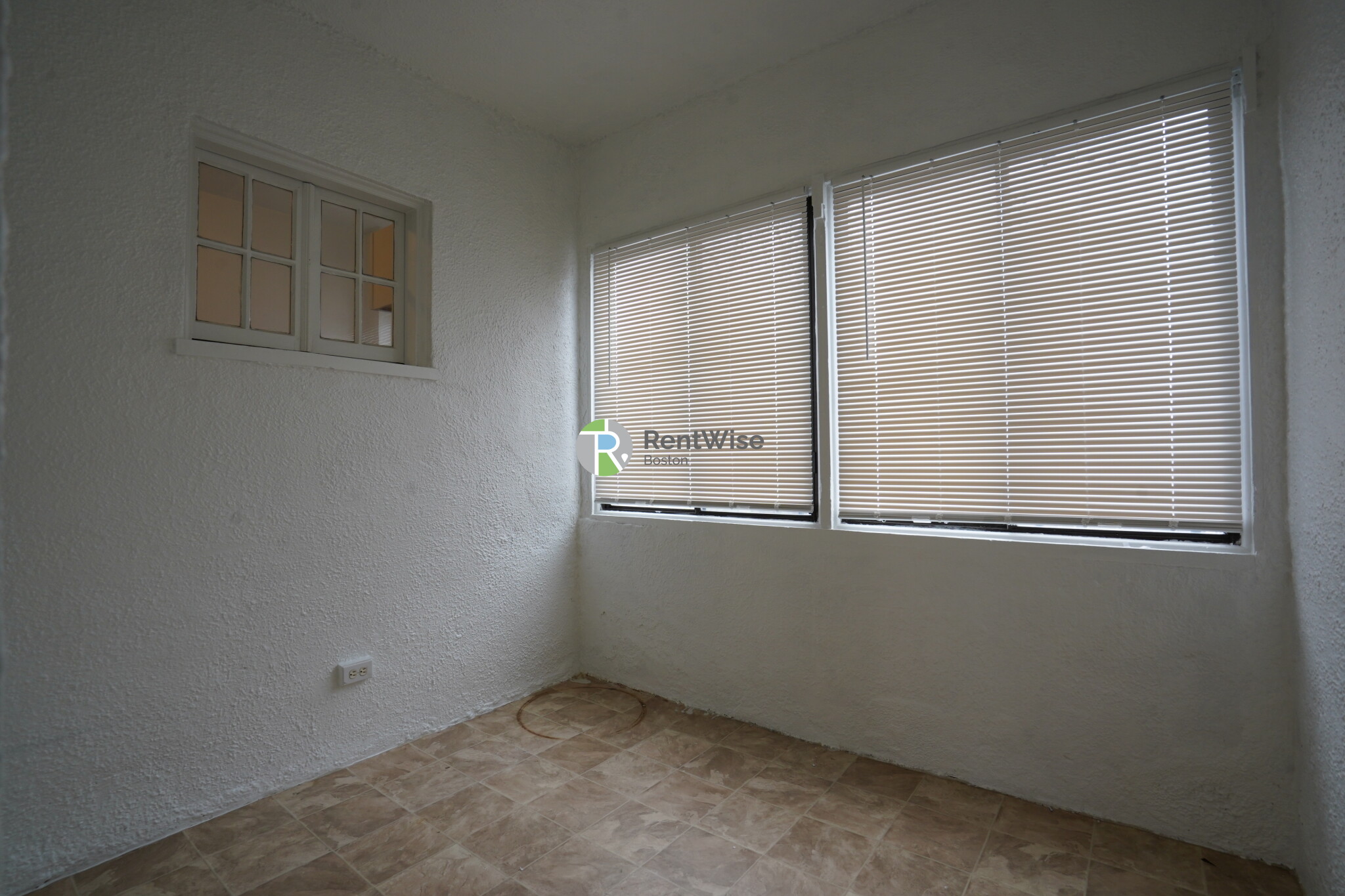 1 bed, 1 bath apartment for rent at 230 Walnut St Unit 27, Newtonville — photo 14 of 21