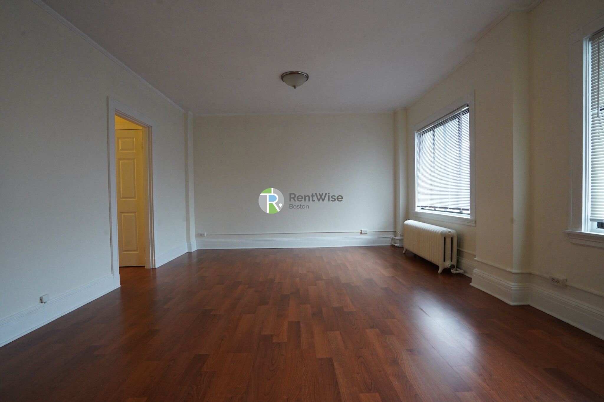 1 bed, 1 bath apartment for rent at 230 Walnut St Unit 27, Newtonville — photo 2 of 21