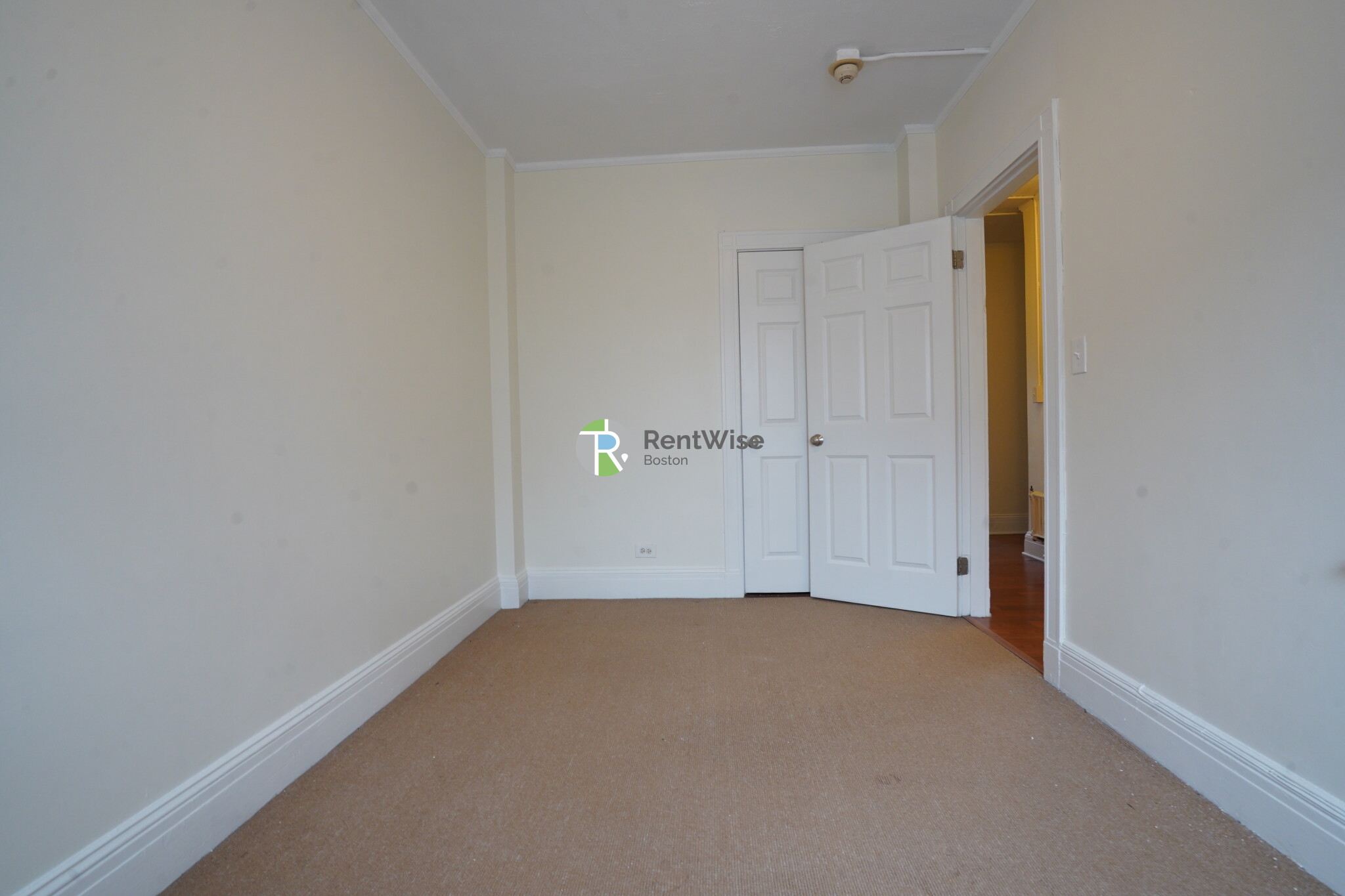 1 bed, 1 bath apartment for rent at 230 Walnut St Unit 27, Newtonville — photo 12 of 21